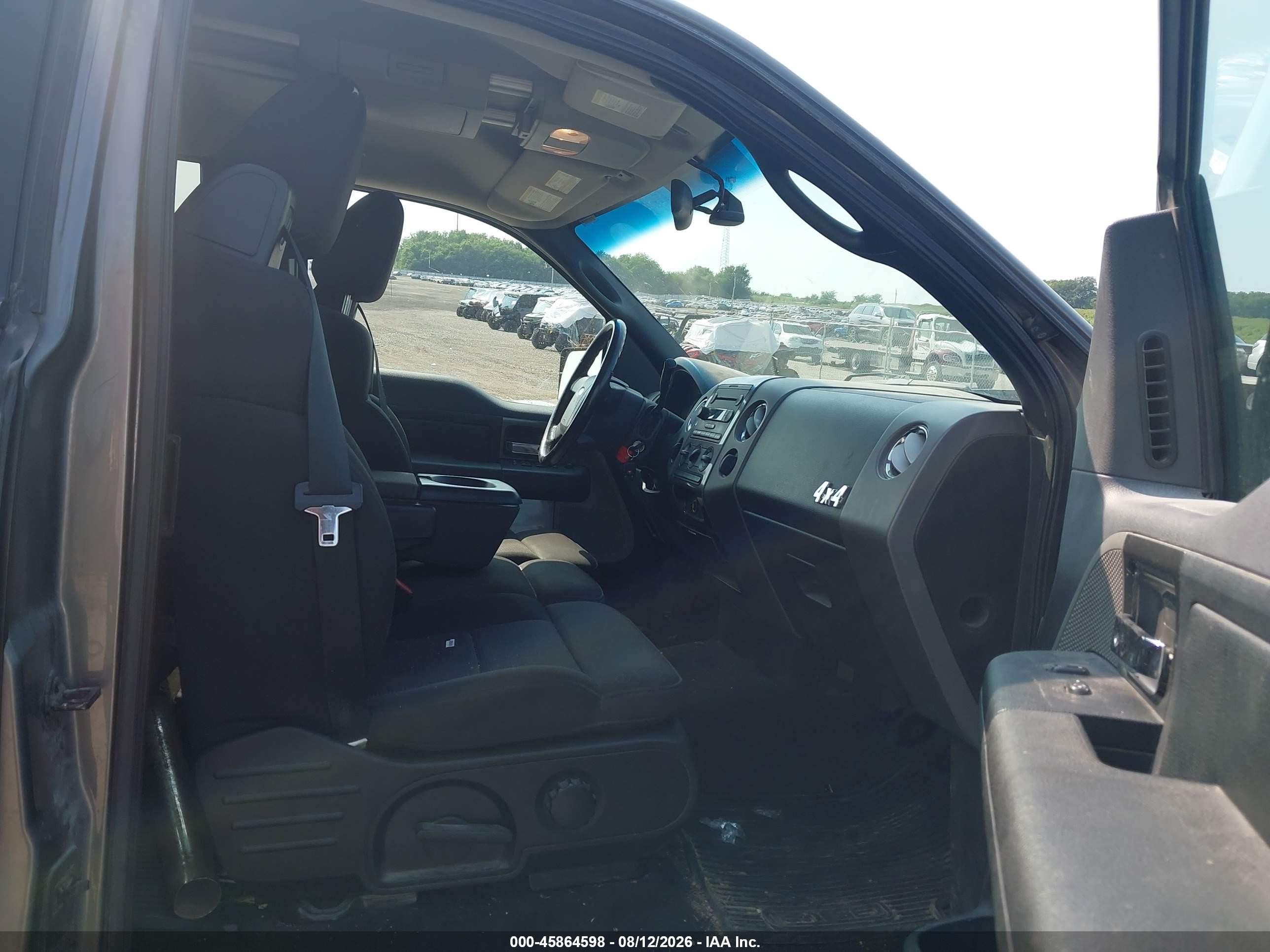 2004 Ford F-150   Gray vin: 1FTPX14594FA09210