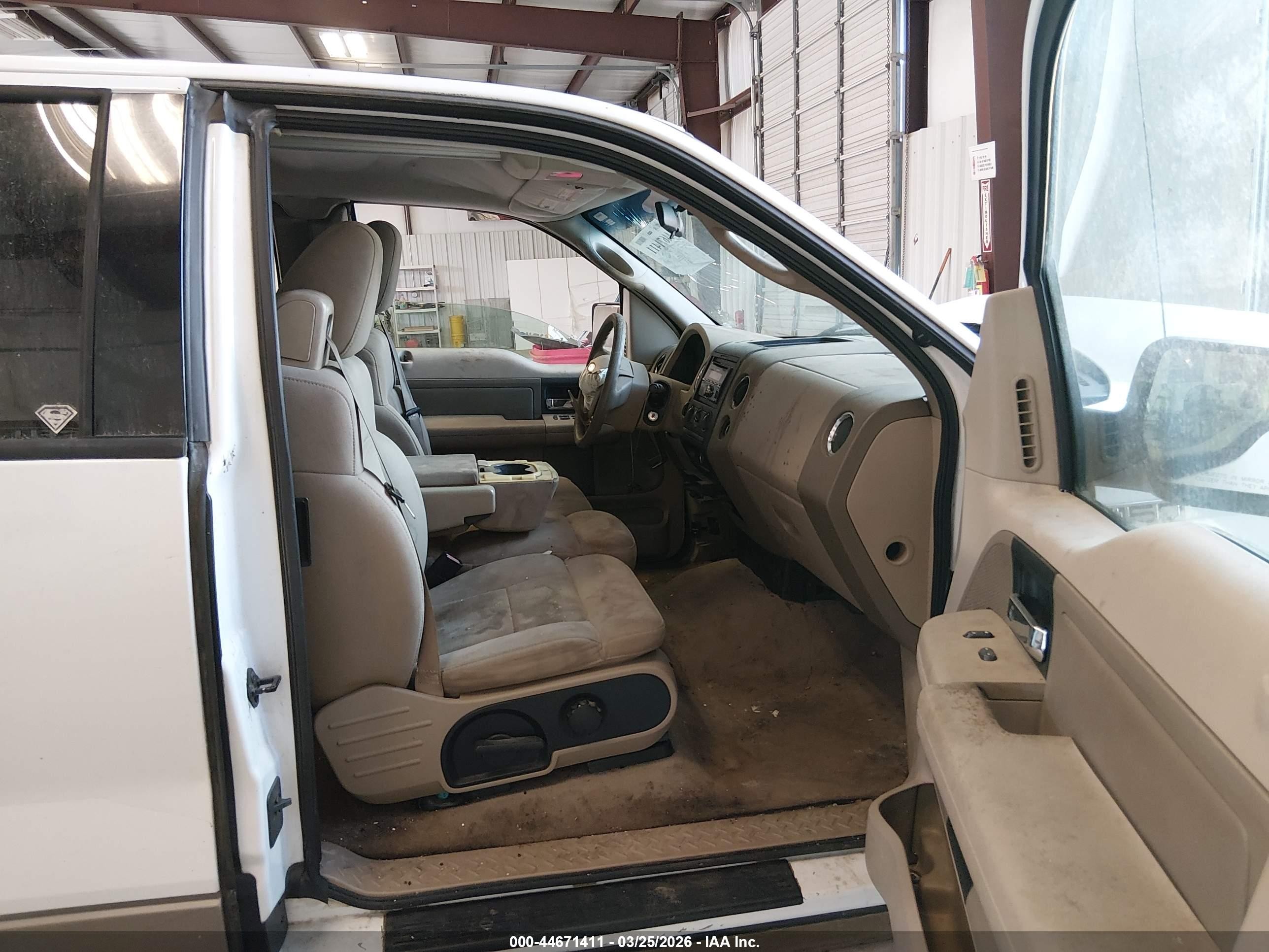 2004 Ford F-150 Fx4/lariat/xl/xlt Белый vin: 1FTPX14594NB09538