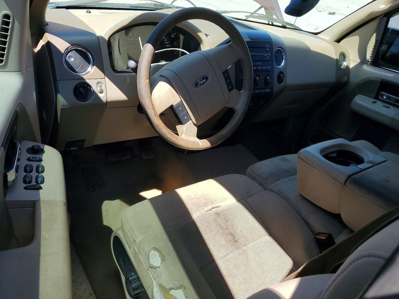 2005 Ford F150 Maroon vin: 1FTPX14595NB57218
