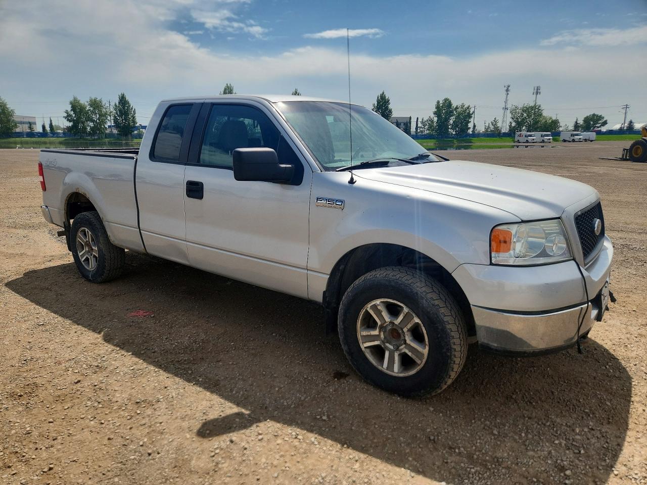 2005 Ford F150 Silver vin: 1FTPX145X5NB14216