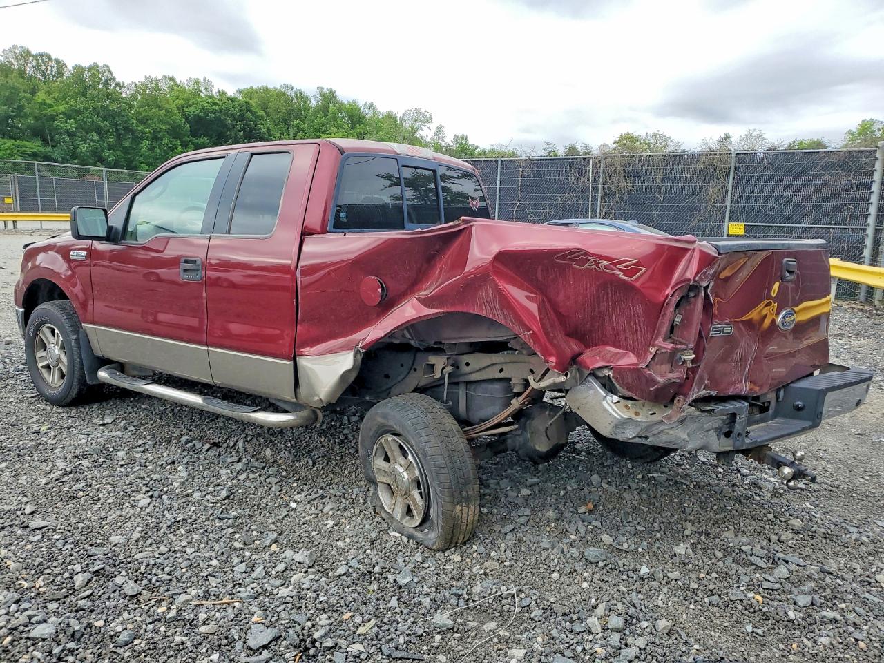 2005 Ford F150 Burgundy vin: 1FTPX145X5NB98599