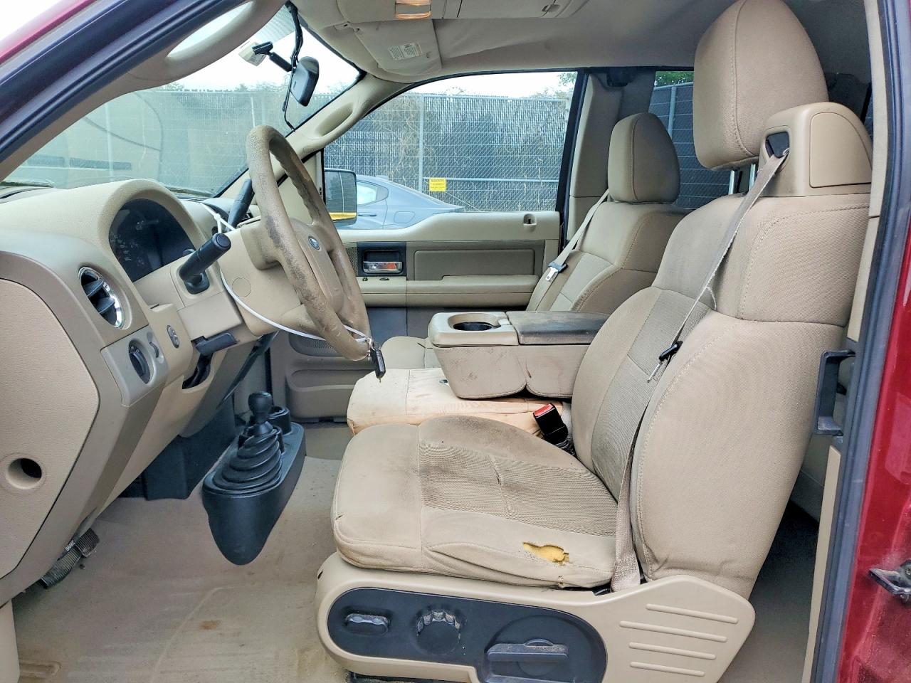 2005 Ford F150 Burgundy vin: 1FTPX145X5NB98599