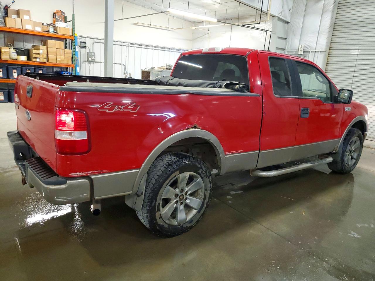 2005 Ford F150 Red vin: 1FTPX145X5NC07513