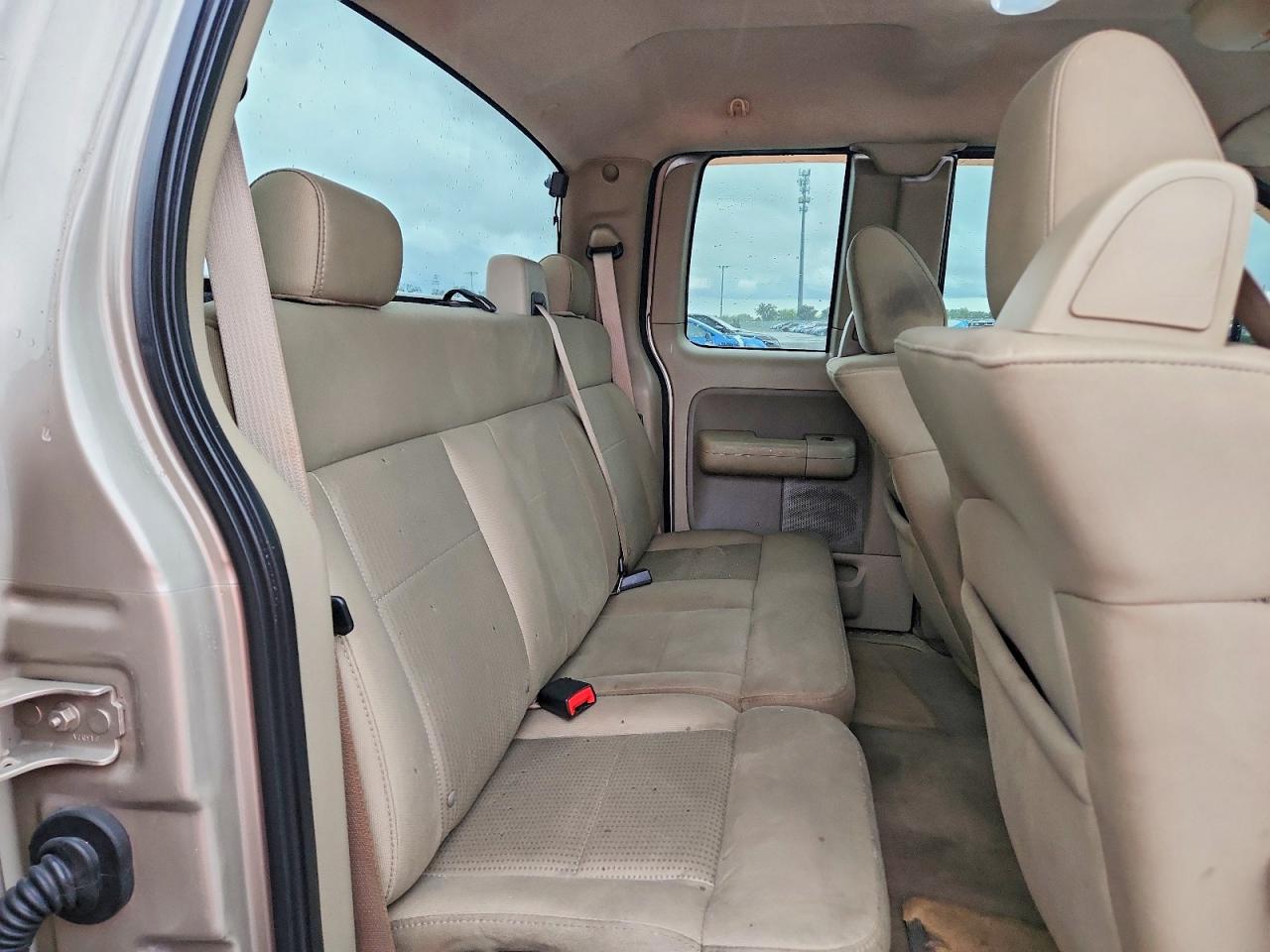2007 Ford F150 Gold vin: 1FTPX145X7FB61968