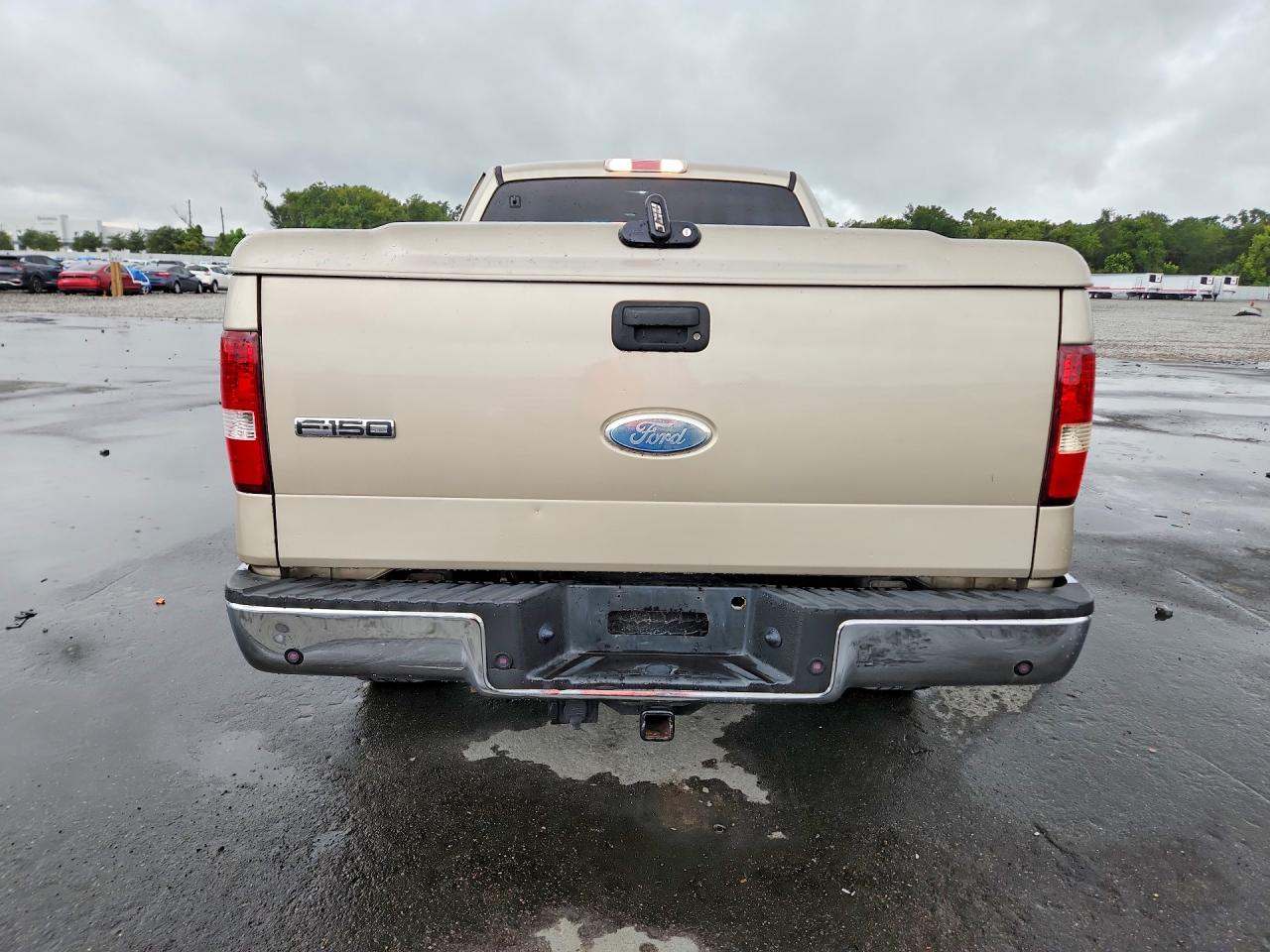 2007 Ford F150 Gold vin: 1FTPX145X7FB61968