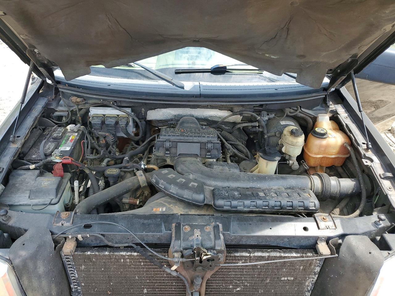 2007 Ford F150 Two Tone vin: 1FTPX14V07NA21661