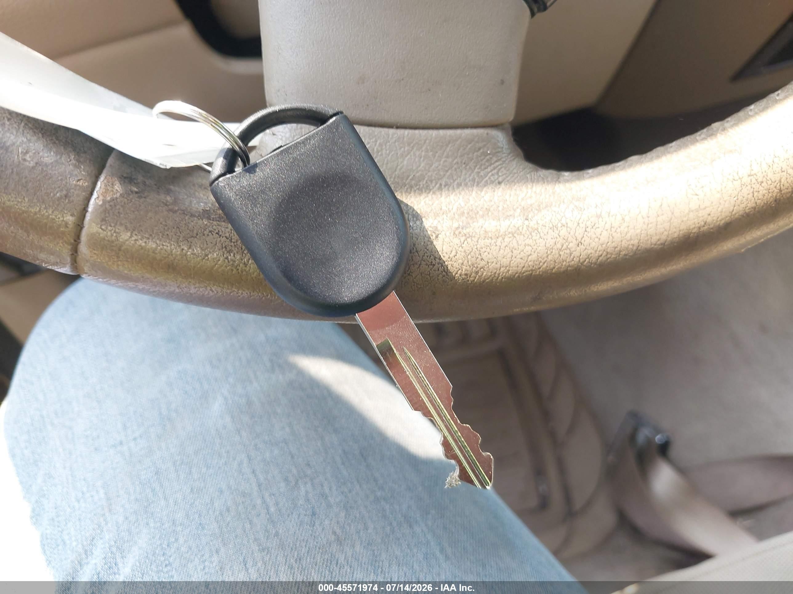2007 Ford F-150   Gold vin: 1FTPX14V17FA98811