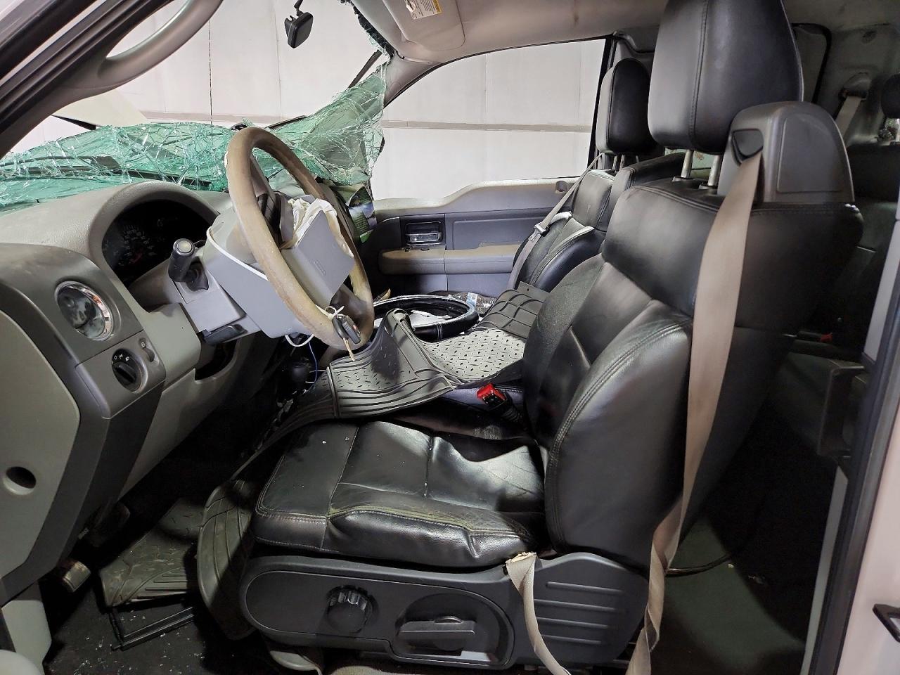 2006 Ford F150 Белый vin: 1FTPX14V26NB26930
