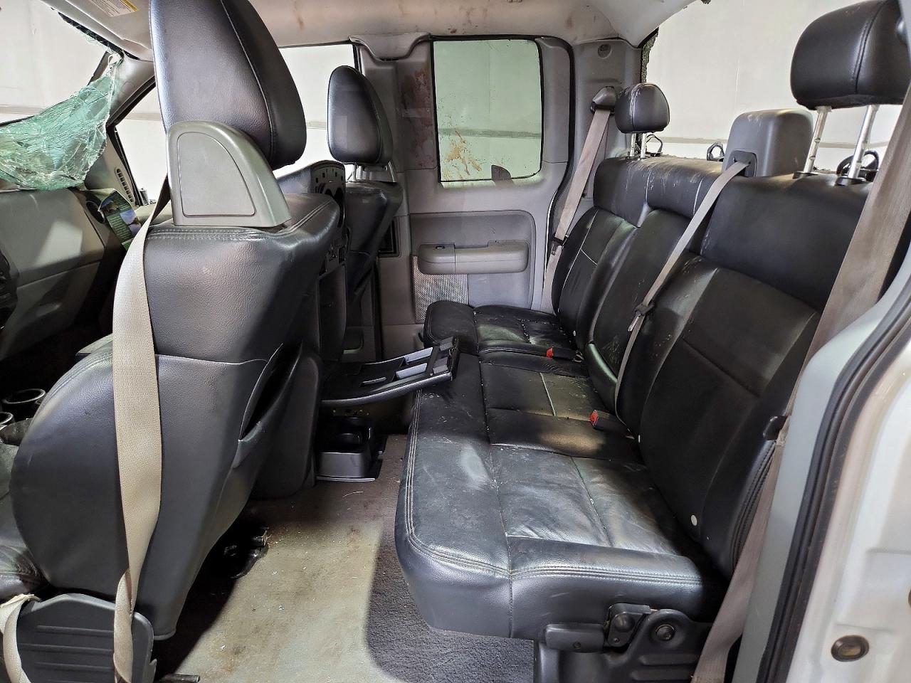 2006 Ford F150 Белый vin: 1FTPX14V26NB26930