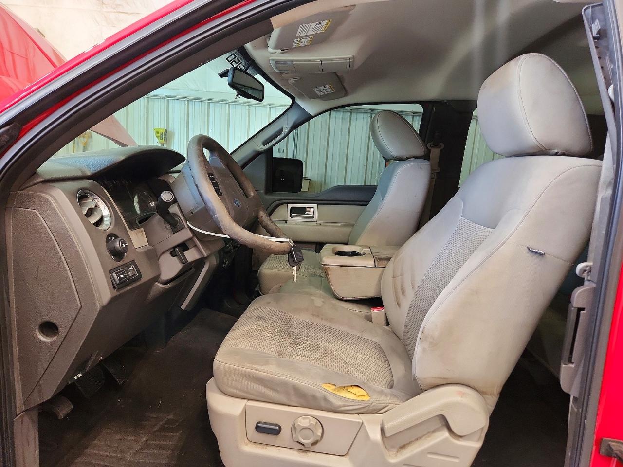 2009 Ford F150 Super Cab Red vin: 1FTPX14V29FB05297