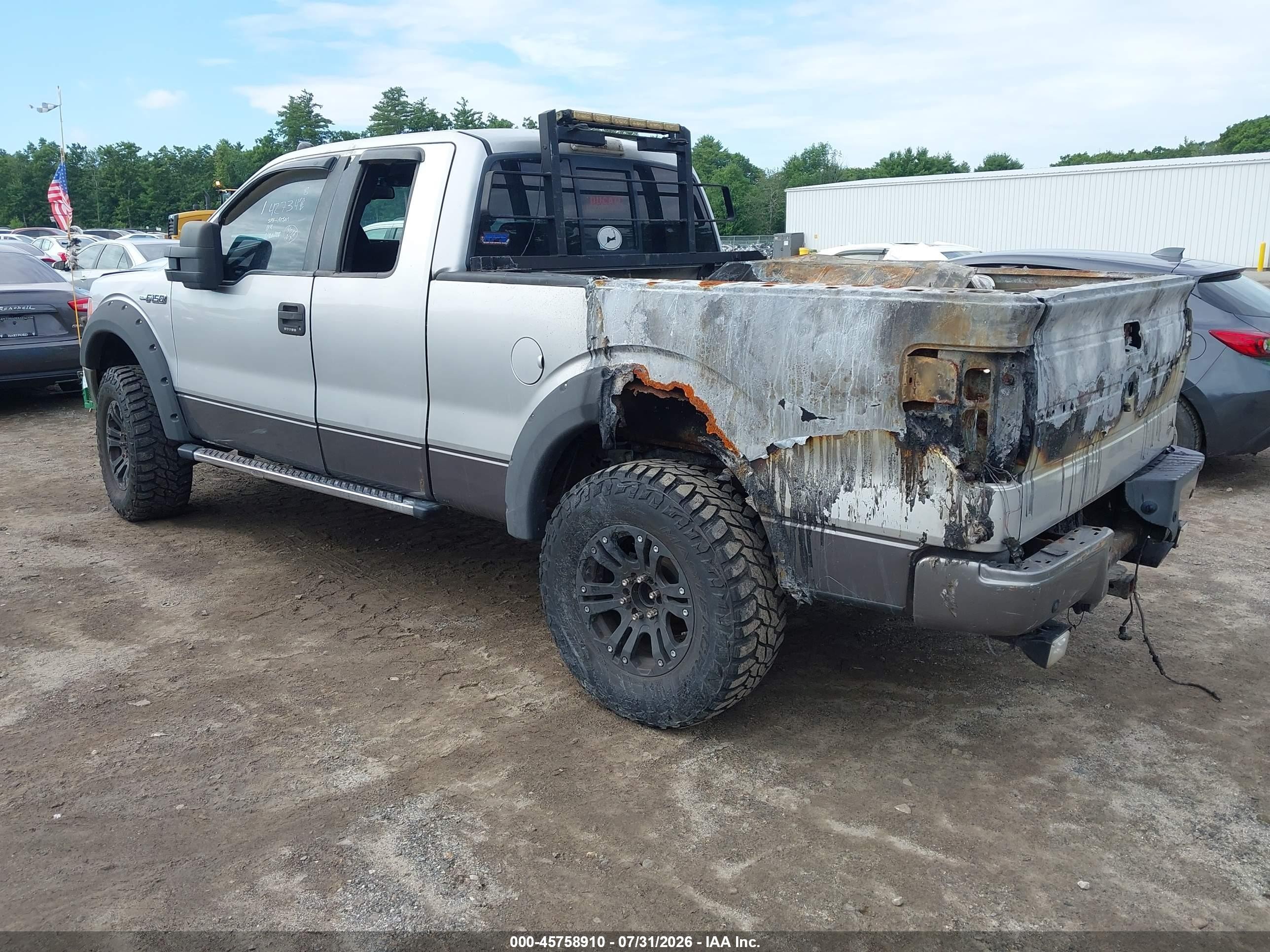 2009 Ford F-150 Silver vin: 1FTPX14V39FB20004