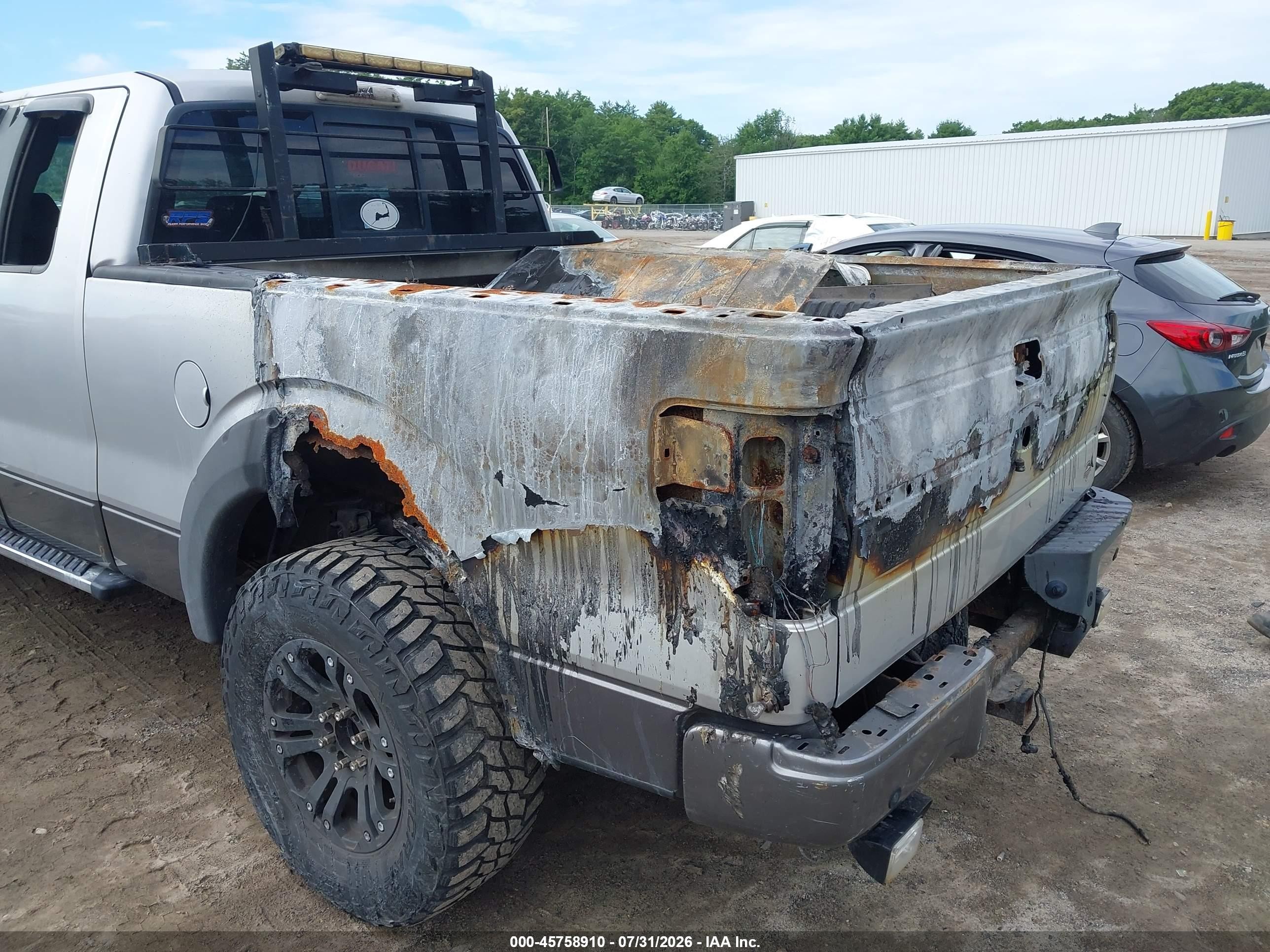 2009 Ford F-150 Silver vin: 1FTPX14V39FB20004
