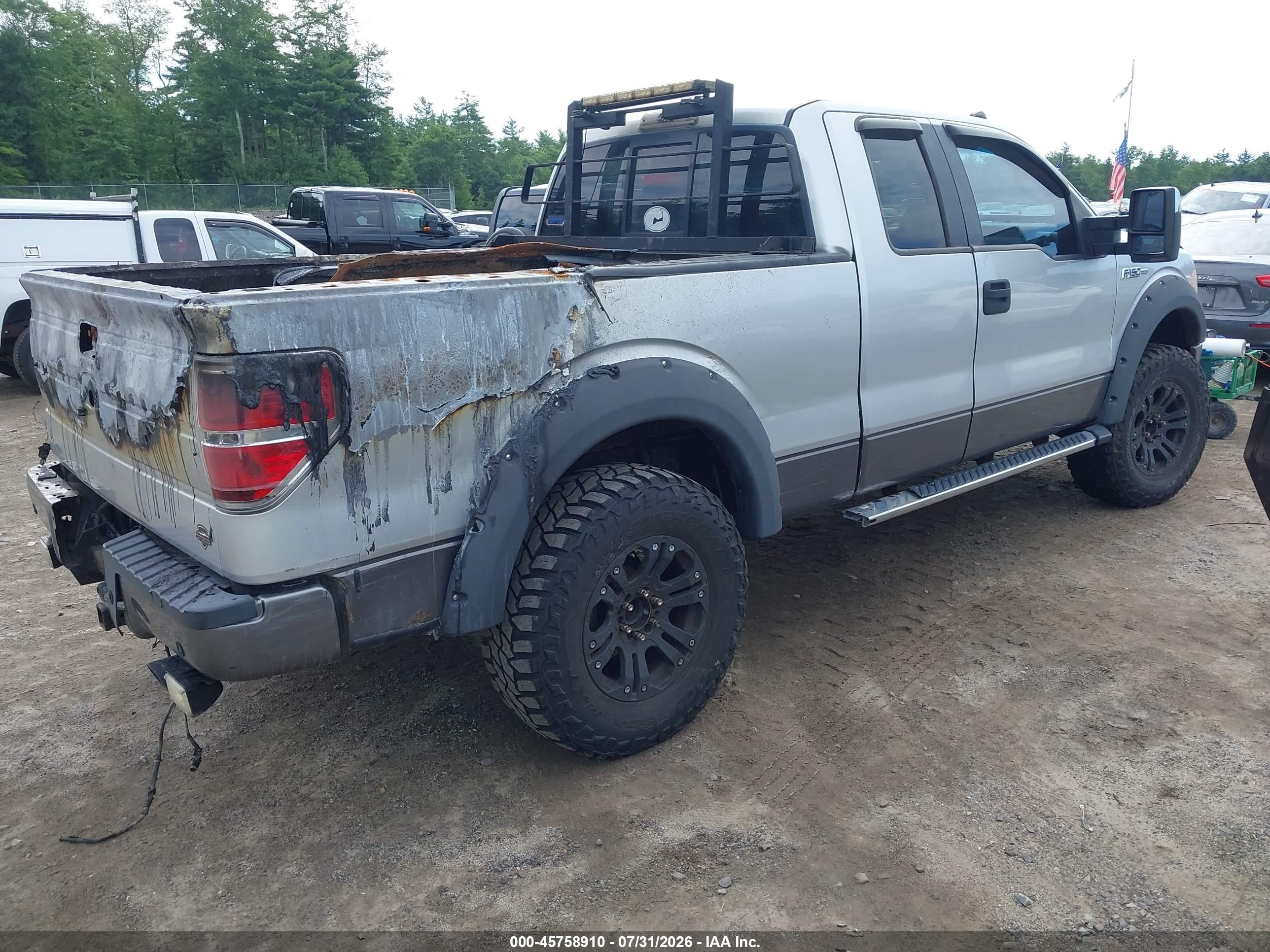 2009 Ford F-150 Silver vin: 1FTPX14V39FB20004