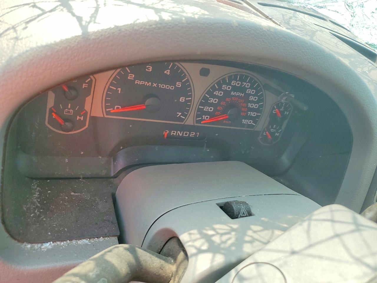 2006 Ford F150 Red vin: 1FTPX14V46KD14916
