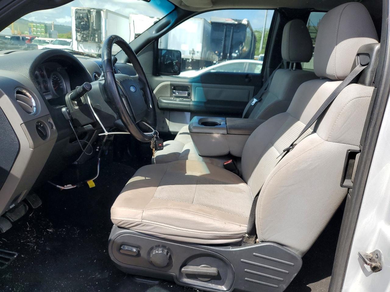 2006 Ford F150 Silver vin: 1FTPX14V46NA89881