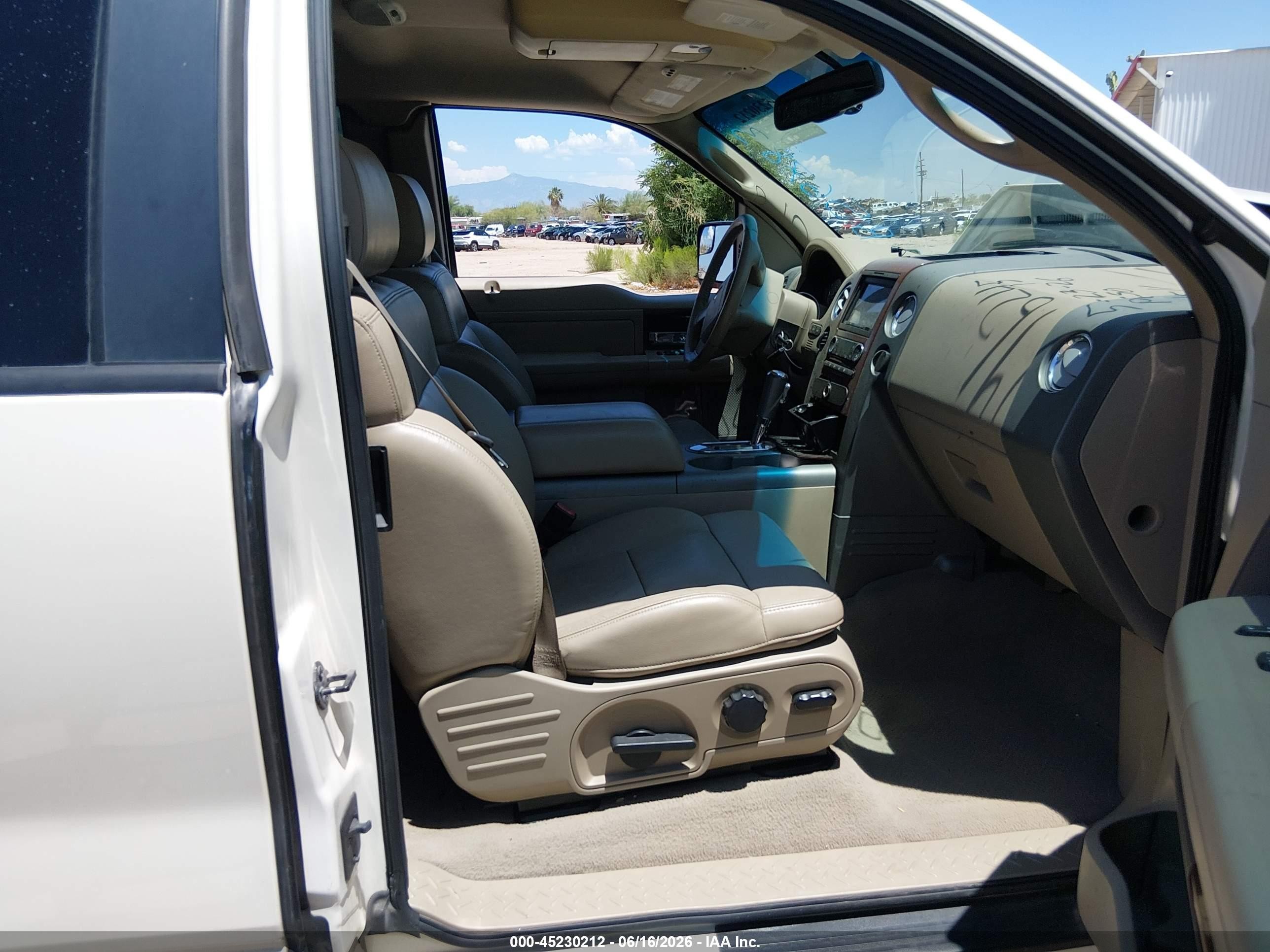 2008 Ford F-150 Fx4/lariat/xl/xlt Белый vin: 1FTPX14V48FB56783