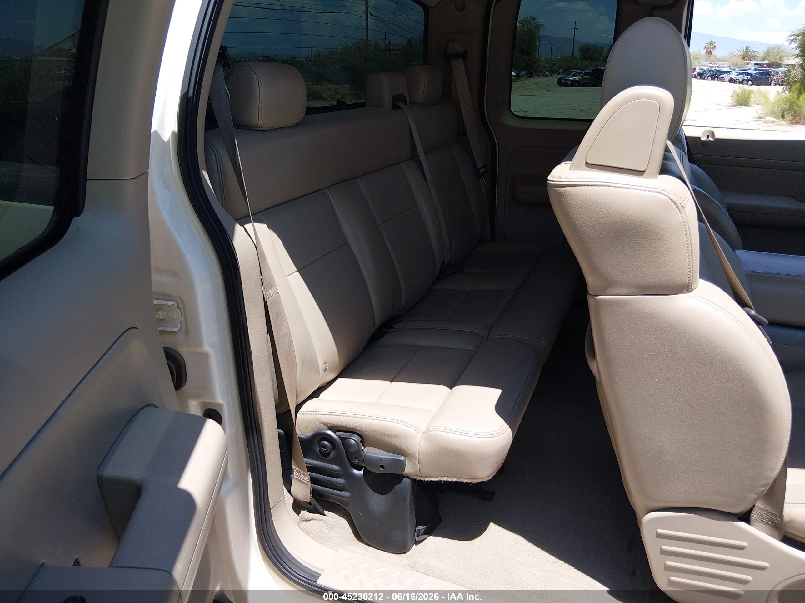 2008 Ford F-150 Fx4/lariat/xl/xlt Белый vin: 1FTPX14V48FB56783