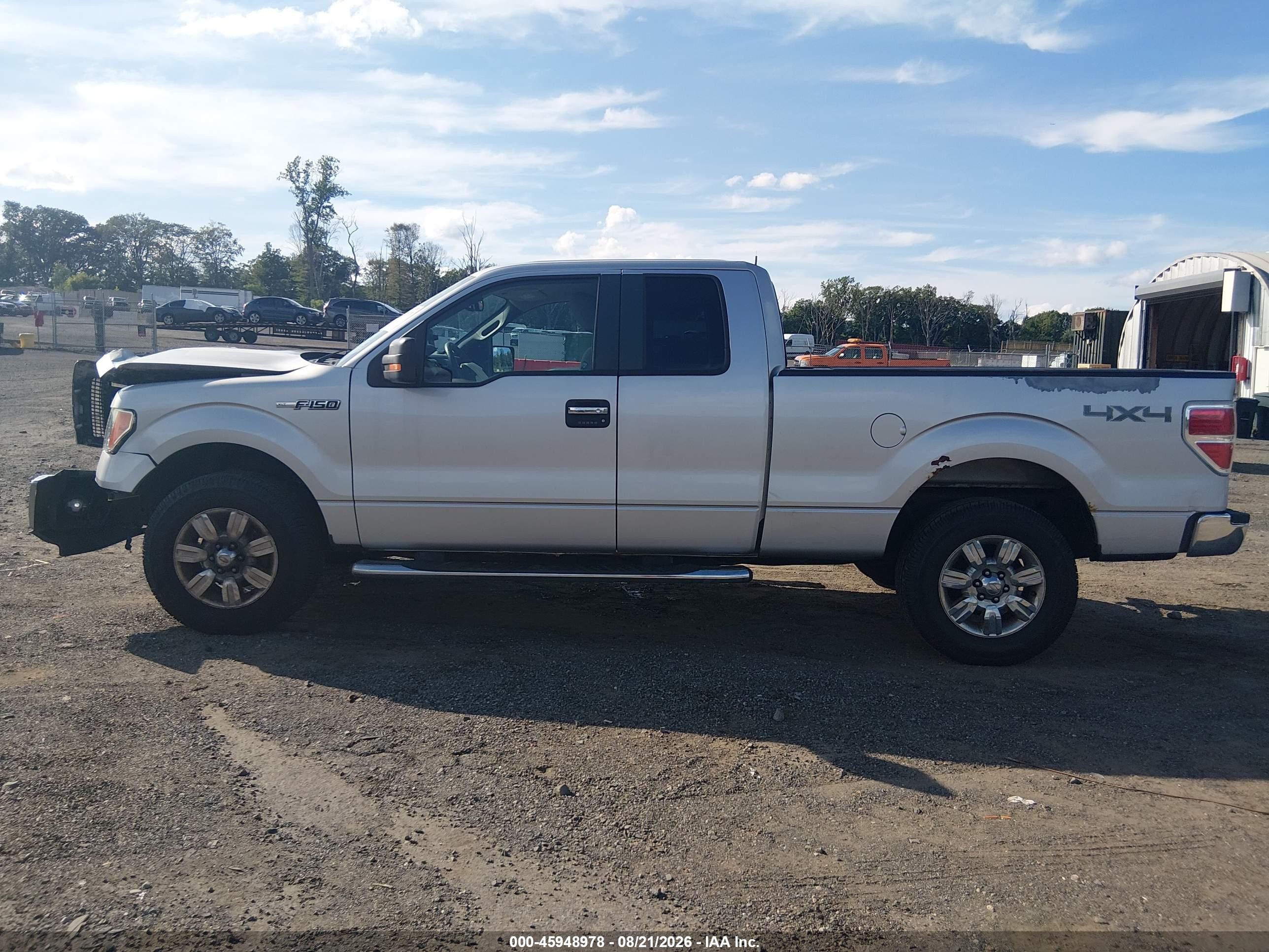 2009 Ford F-150 Xlt Silver vin: 1FTPX14V49KB58123