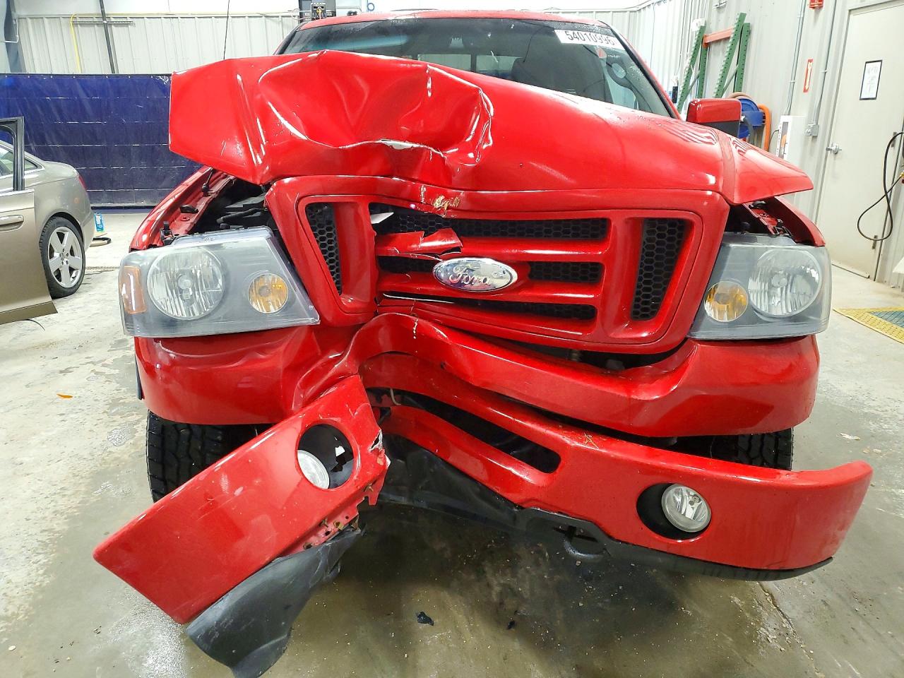 2007 Ford F150 Red vin: 1FTPX14V57FA93952