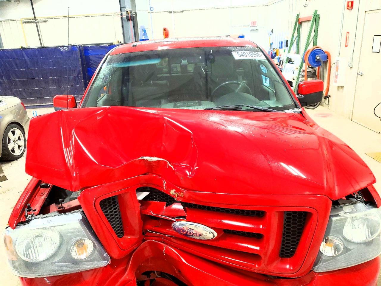 2007 Ford F150 Red vin: 1FTPX14V57FA93952
