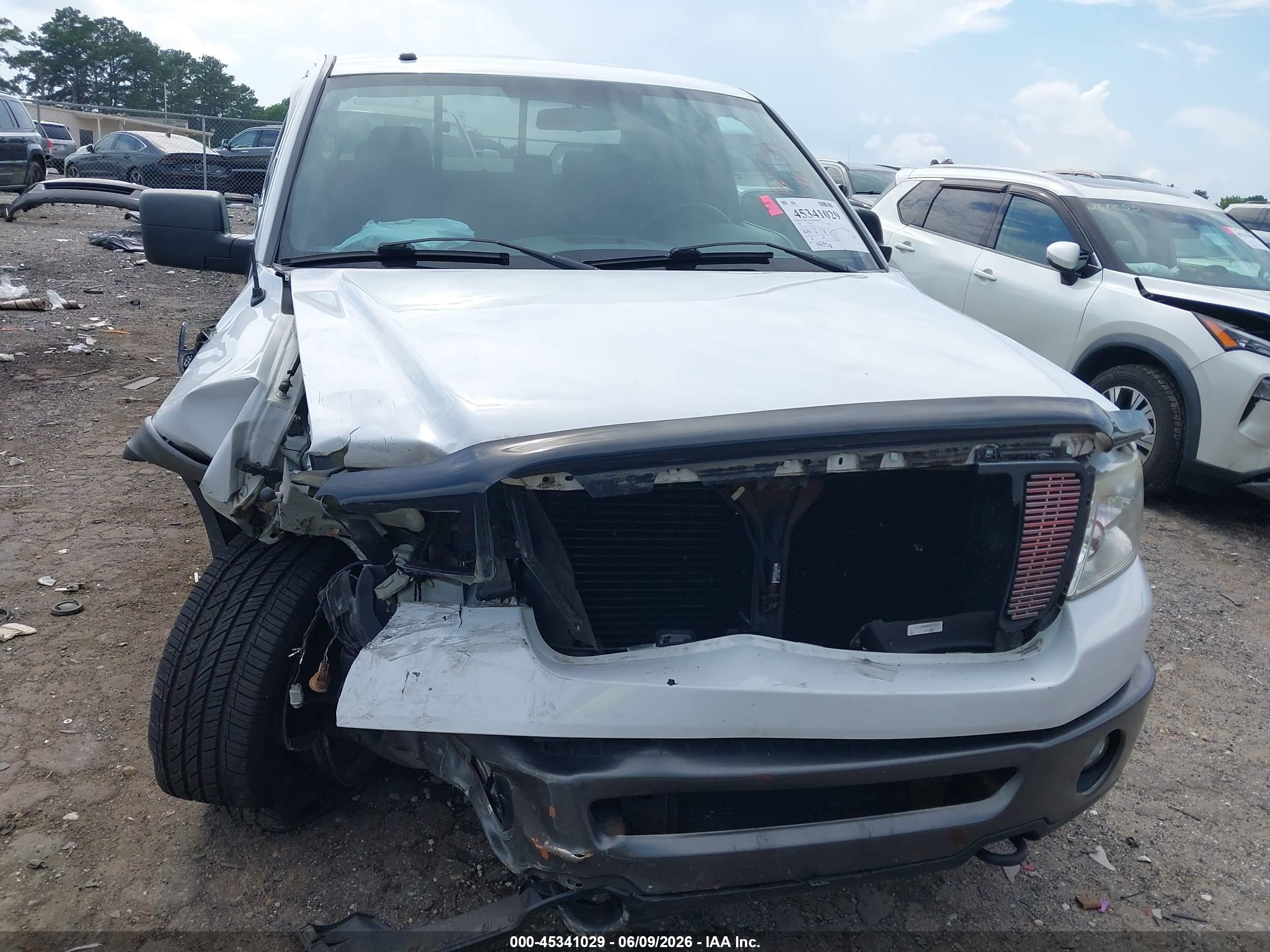 2008 Ford F-150 60th Anniversary/fx4/lariat/xl/xlt White vin: 1FTPX14V58FB32427