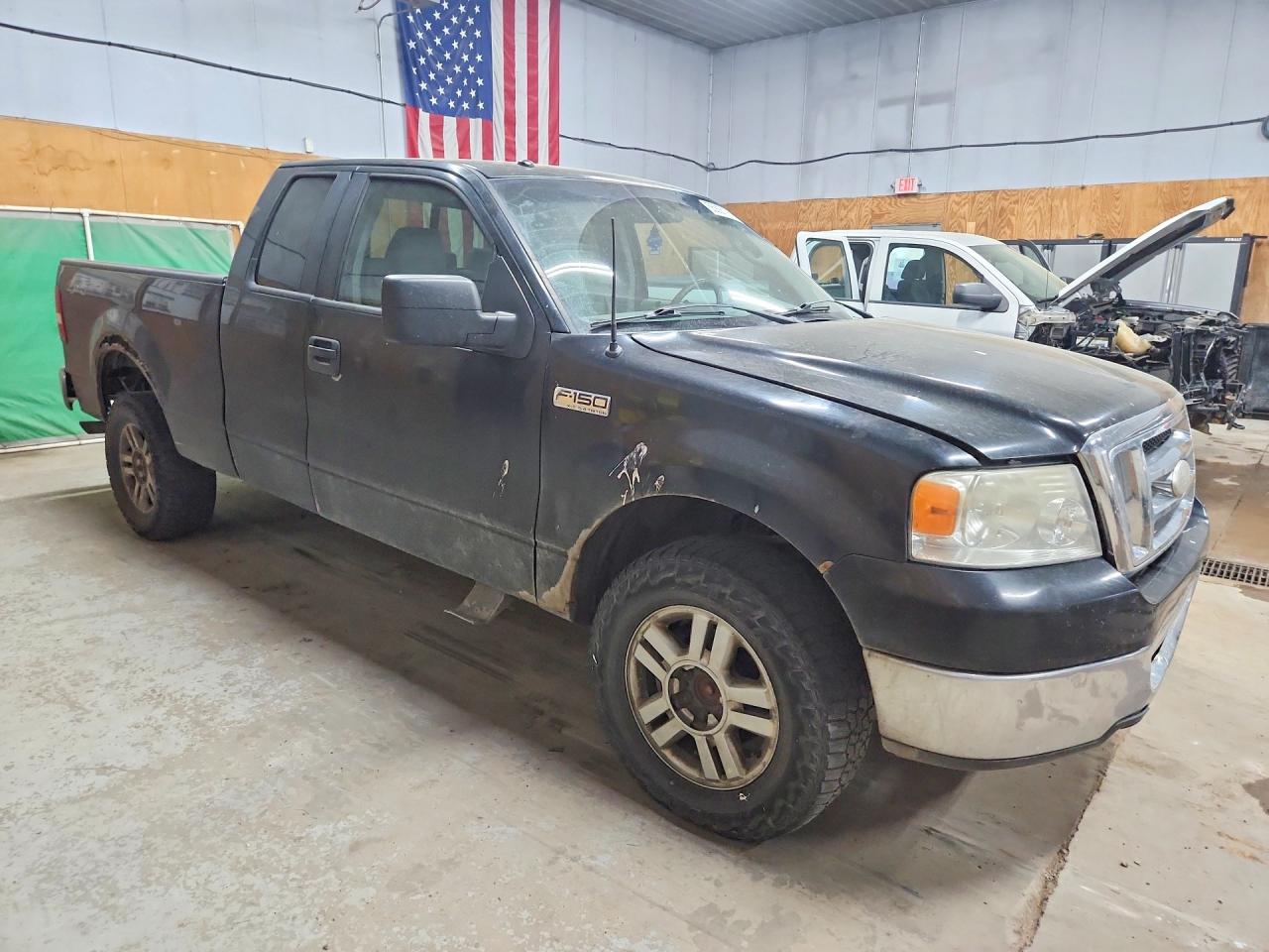 2007 Ford F150 Black vin: 1FTPX14V67FB30619