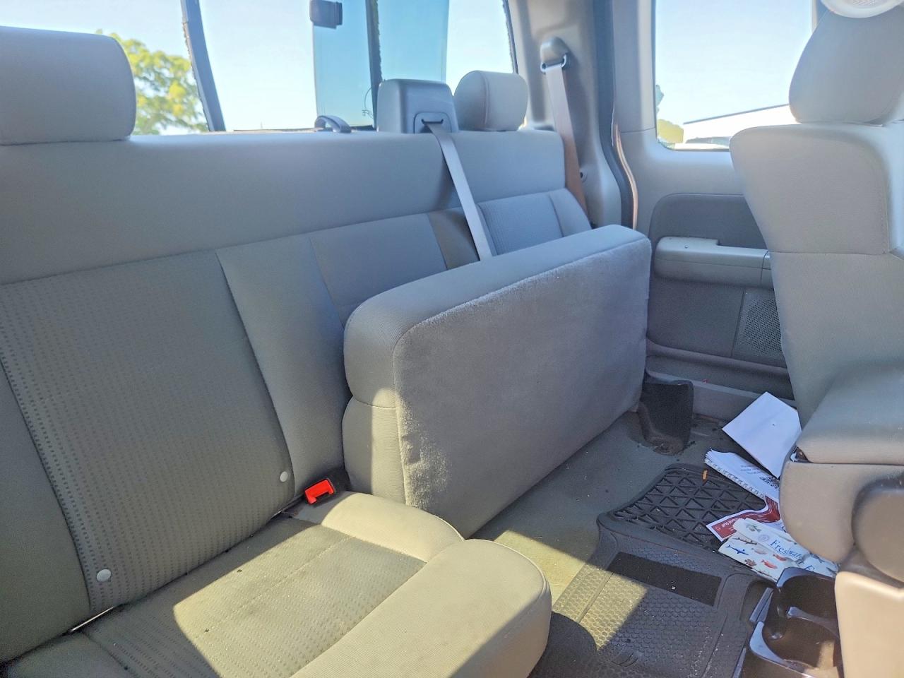 2008 Ford F150 Silver vin: 1FTPX14V68FB57028