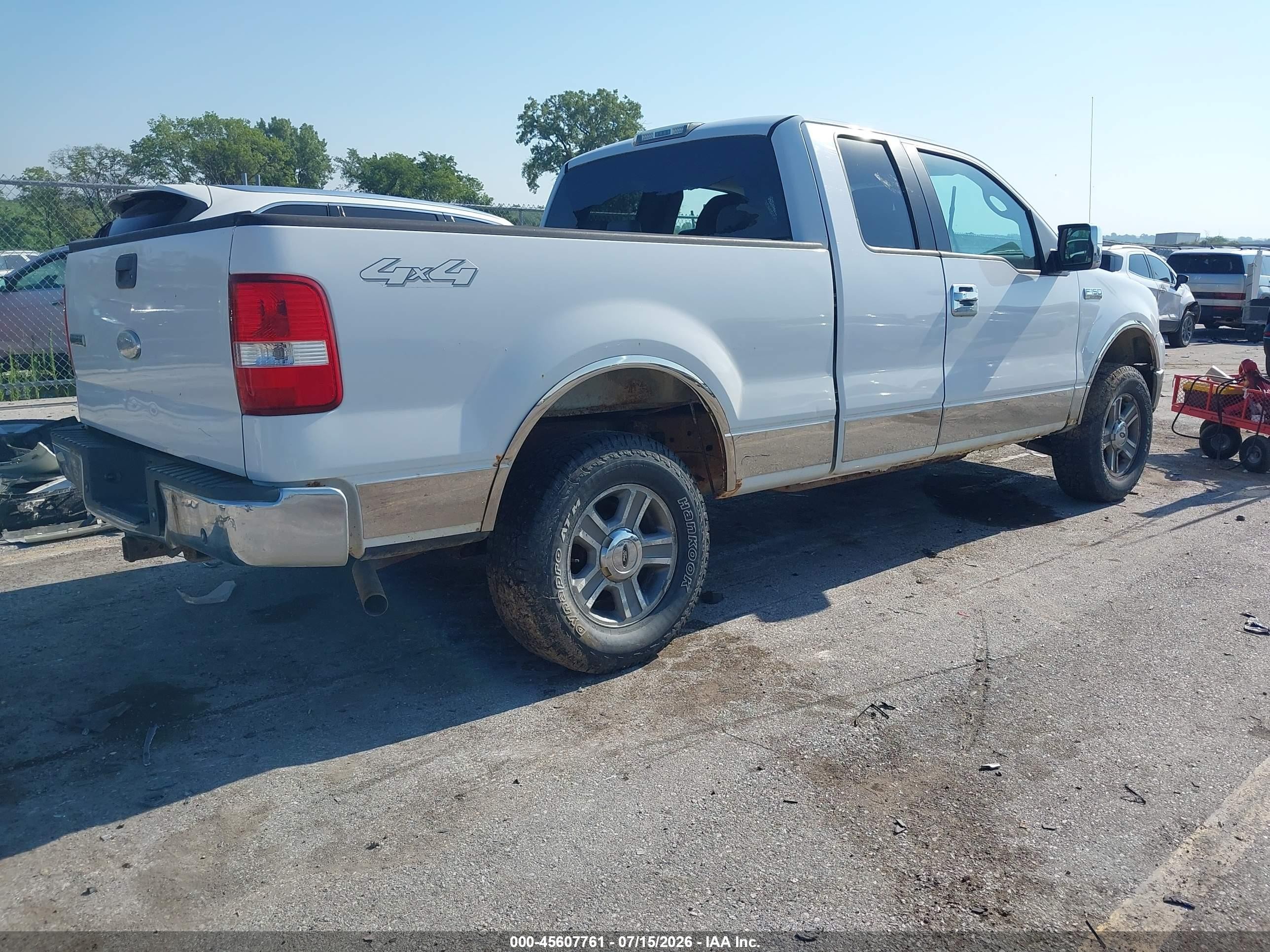 2006 Ford F-150   White vin: 1FTPX14V76NB73435