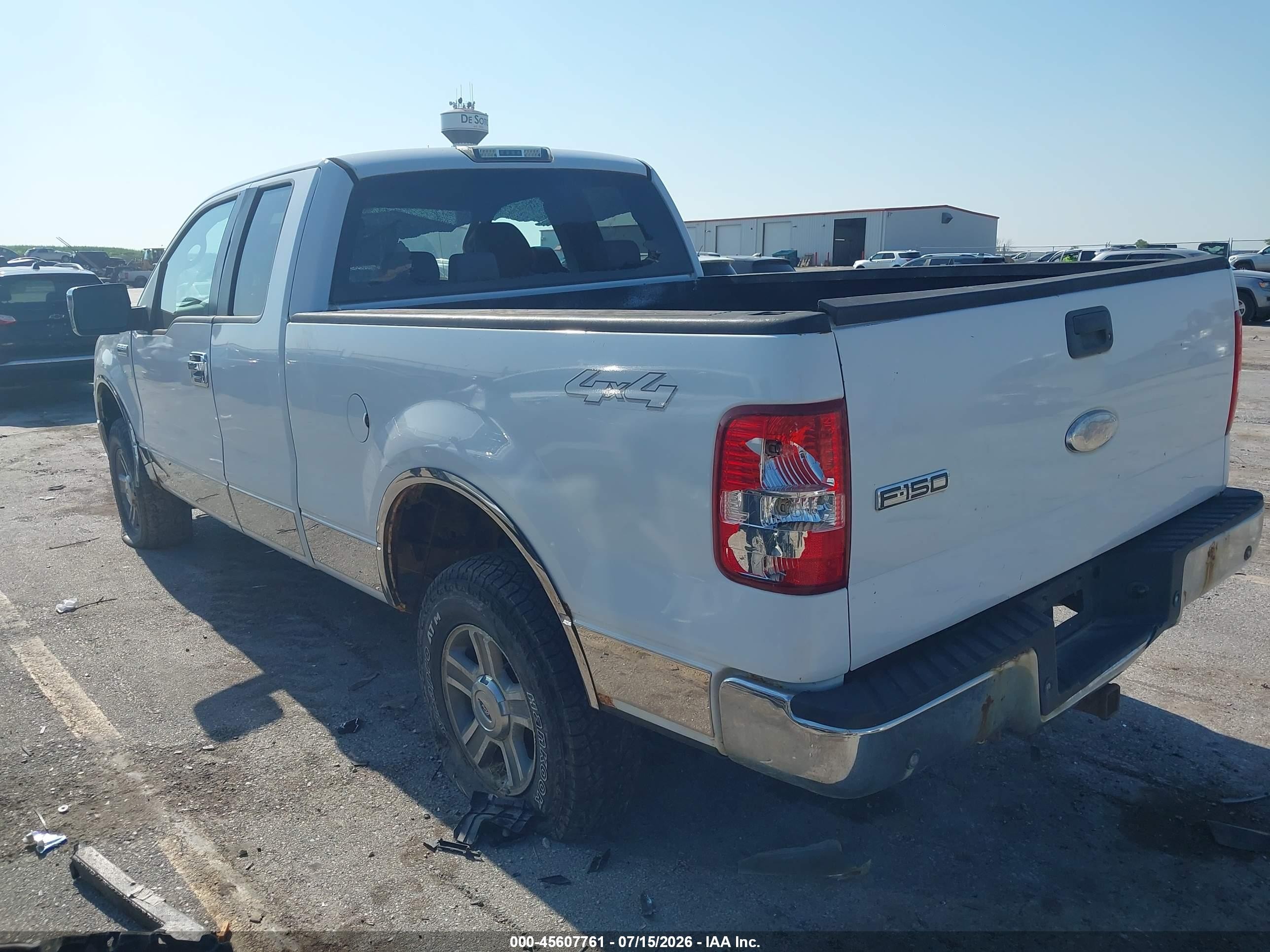 2006 Ford F-150   White vin: 1FTPX14V76NB73435