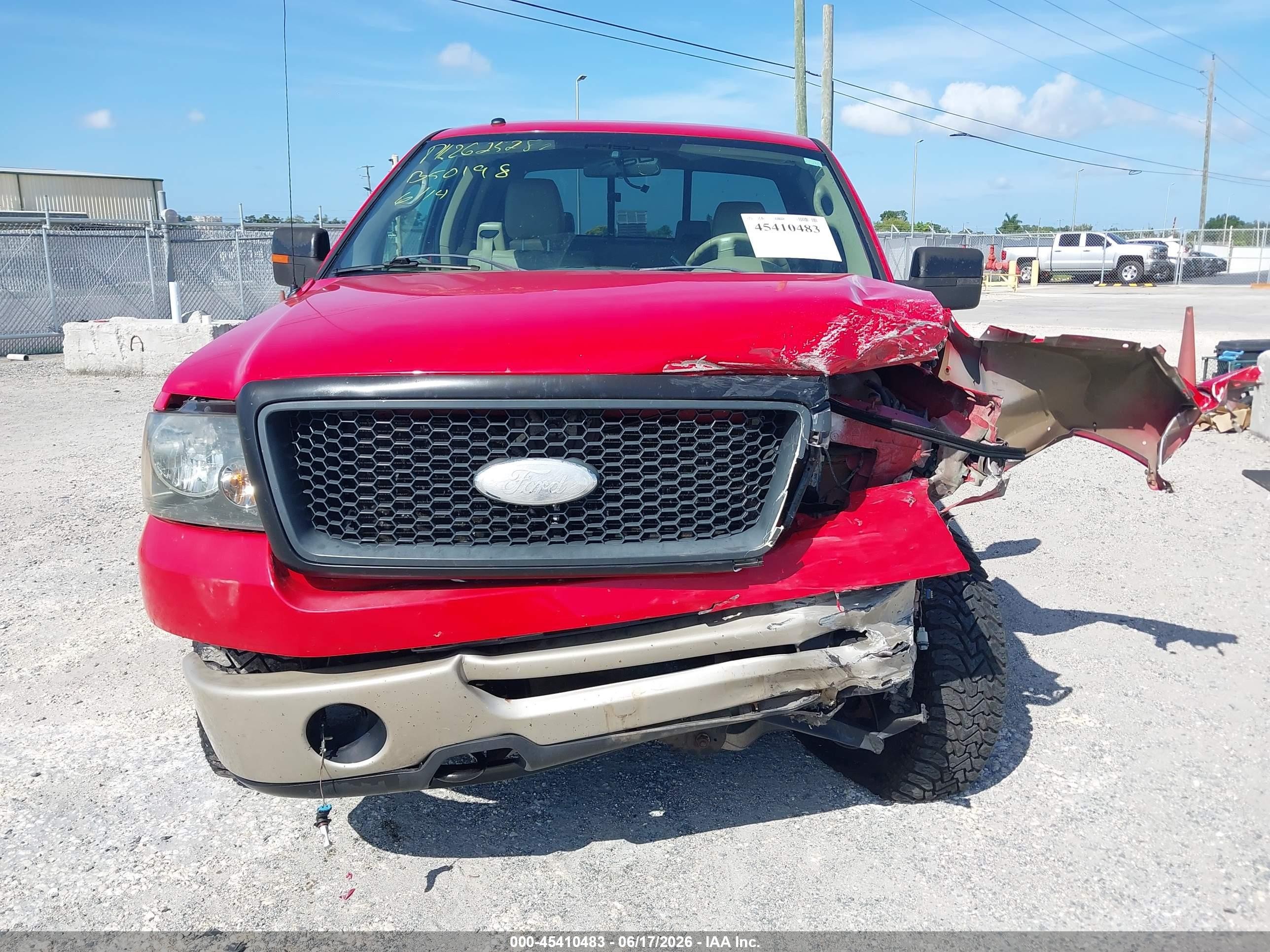 2008 Ford F-150 Lariat Red vin: 1FTPX14V78FB50198