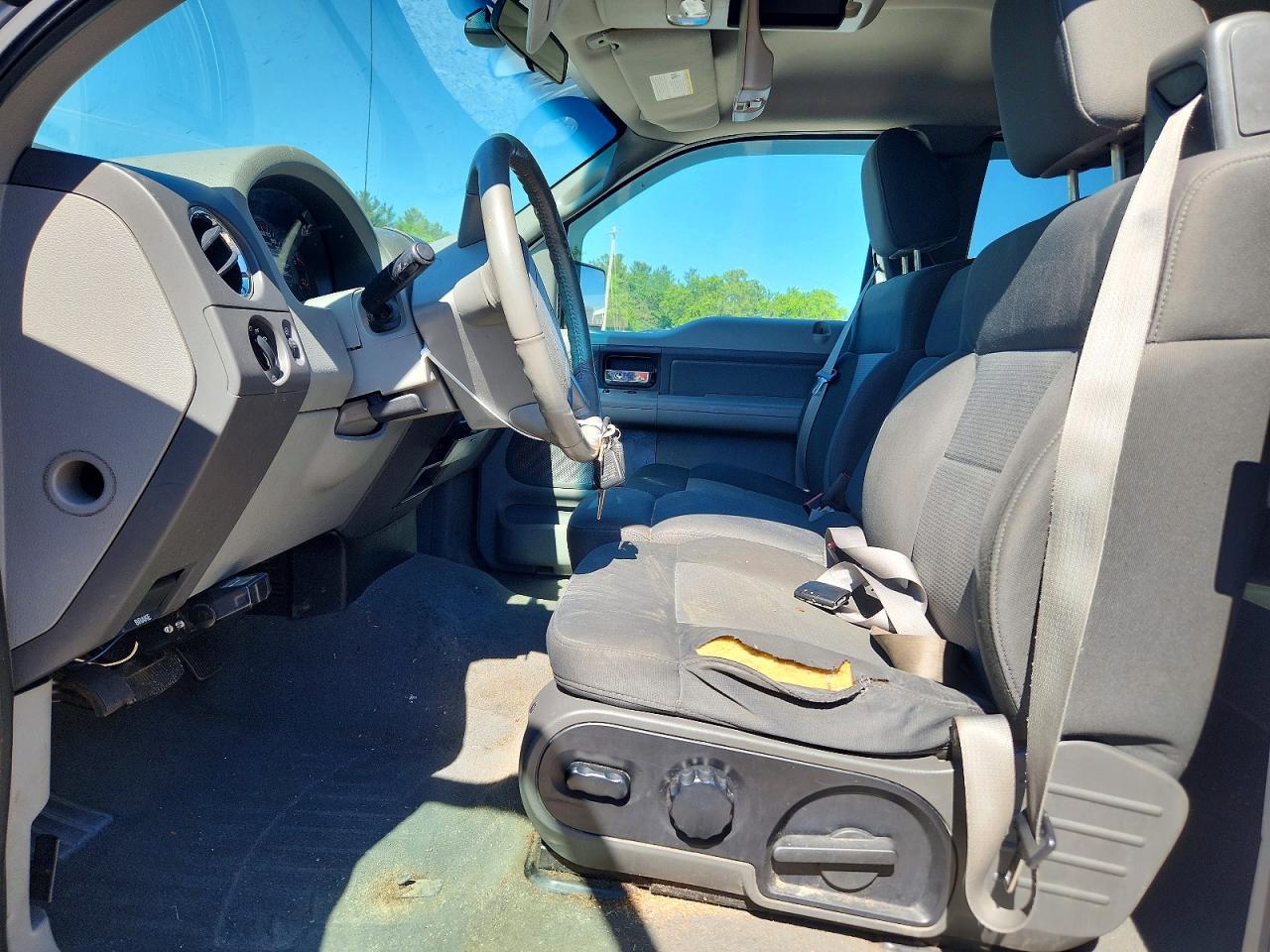 2008 Ford F150 Silver vin: 1FTPX14V78FB65963