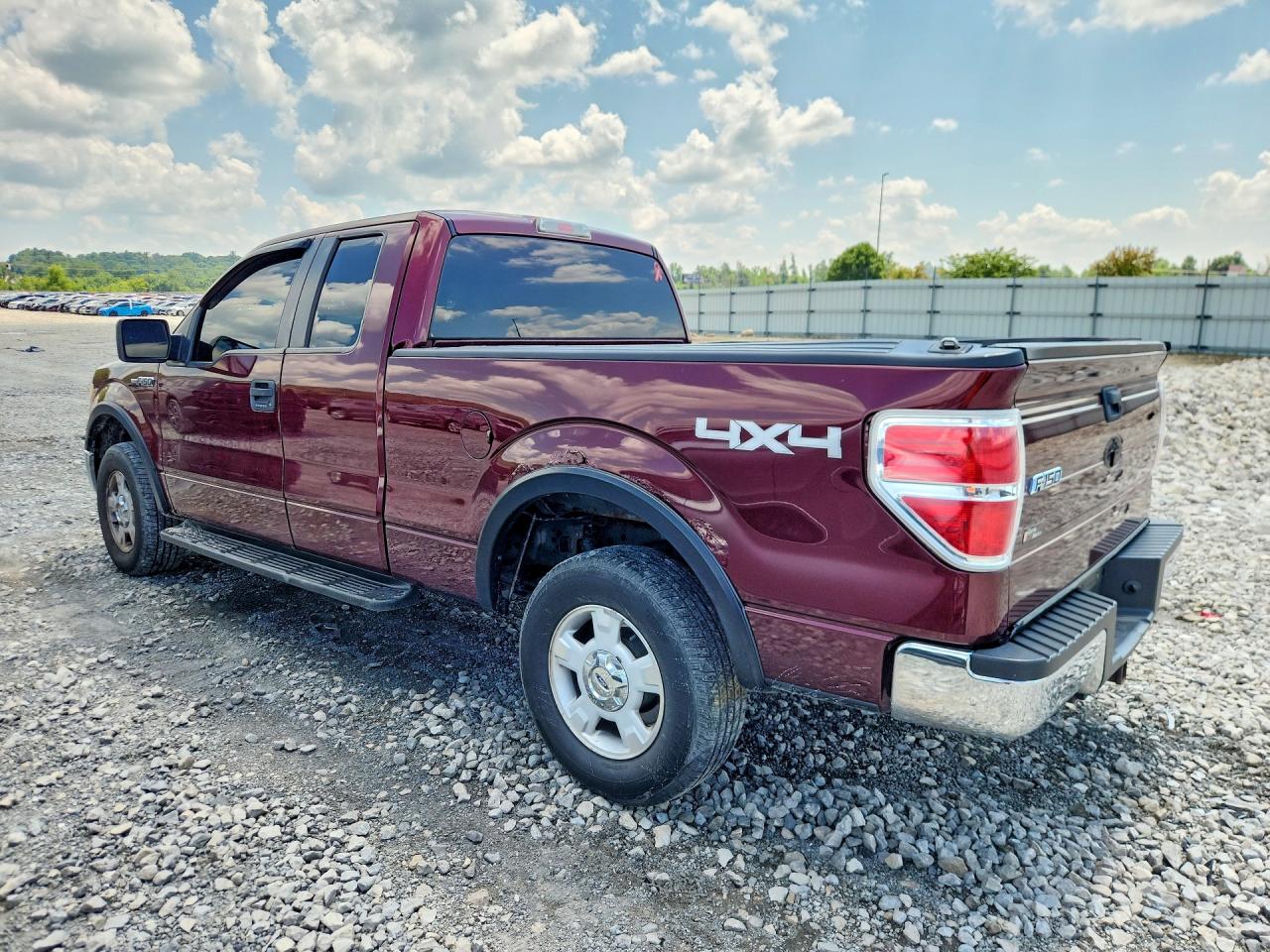 2009 Ford F150 Super Cab Burgundy vin: 1FTPX14V79FB03092