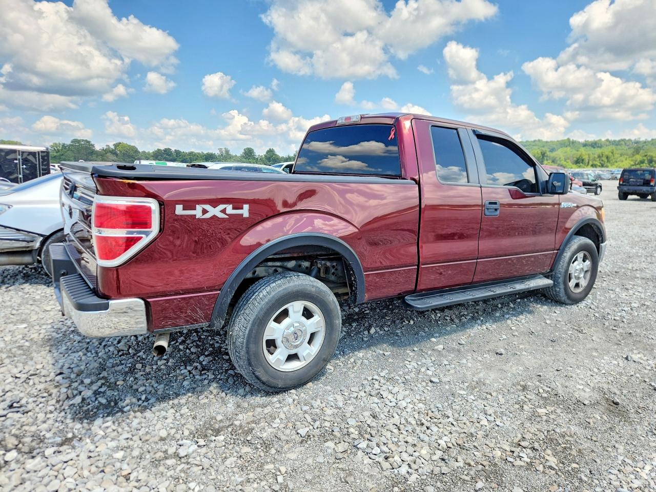 2009 Ford F150 Super Cab Burgundy vin: 1FTPX14V79FB03092