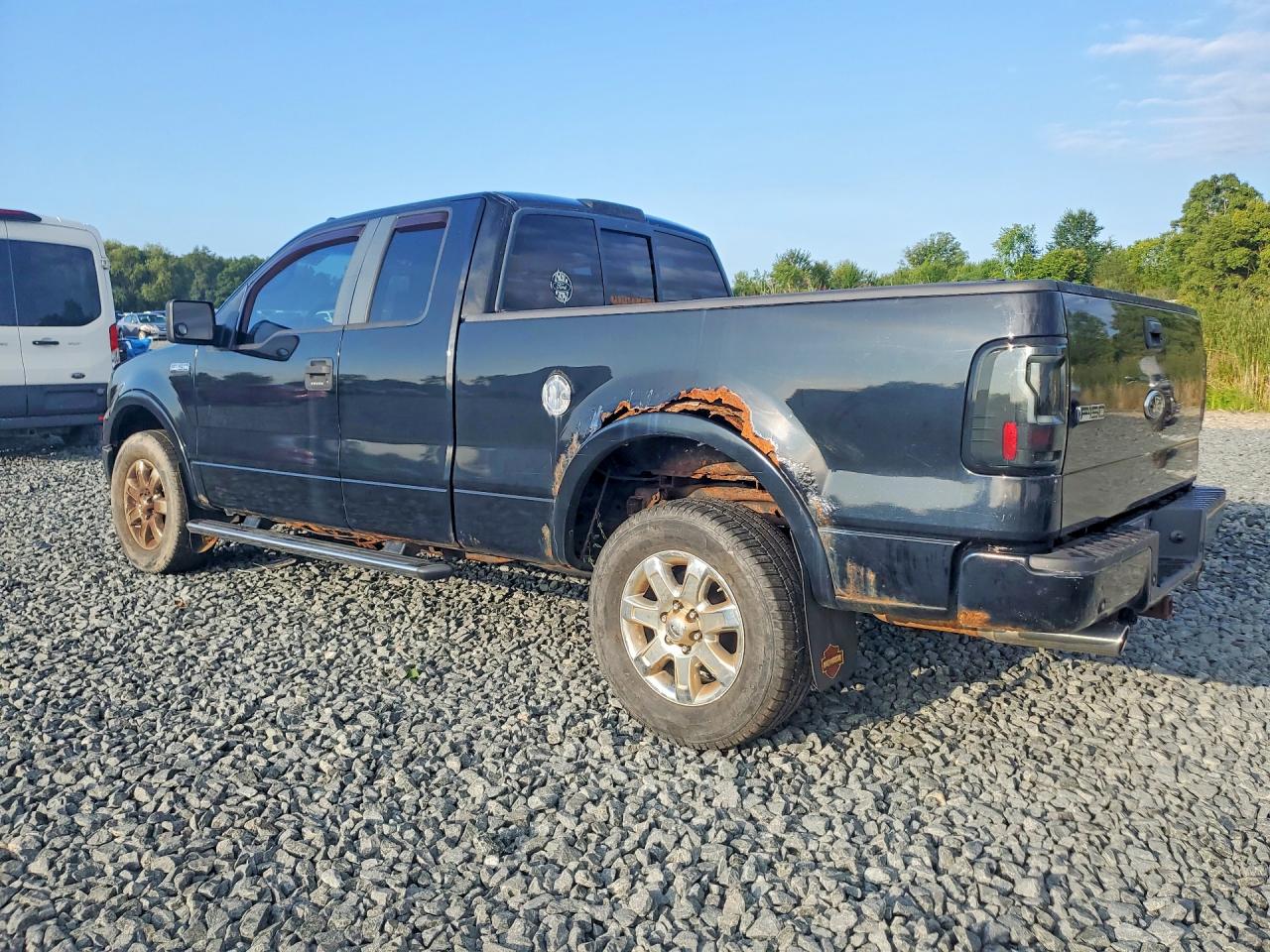 2007 Ford F150 Black vin: 1FTPX14V87FA31512
