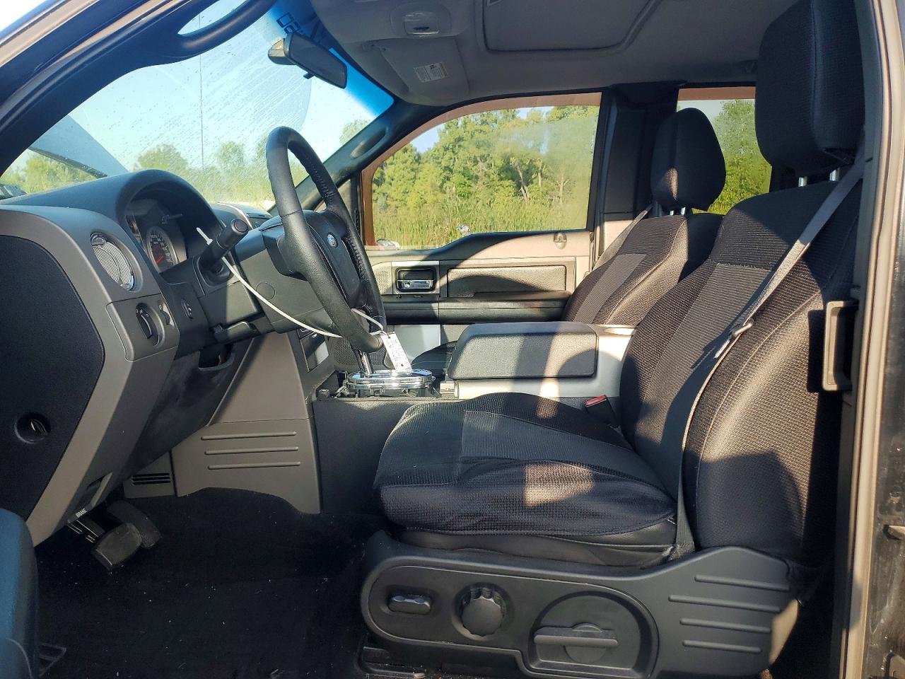 2007 Ford F150 Black vin: 1FTPX14V87FA31512