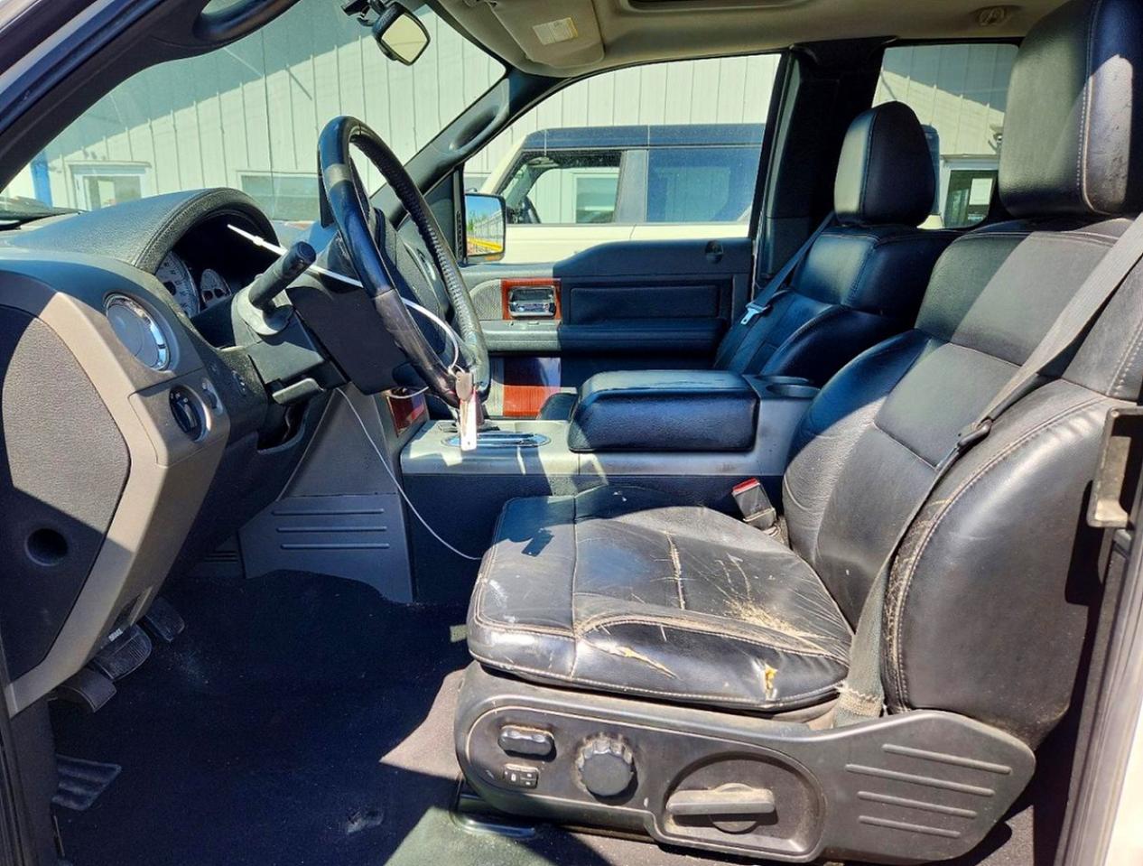 2008 Ford F150 Кремовый vin: 1FTPX14V88FB78222