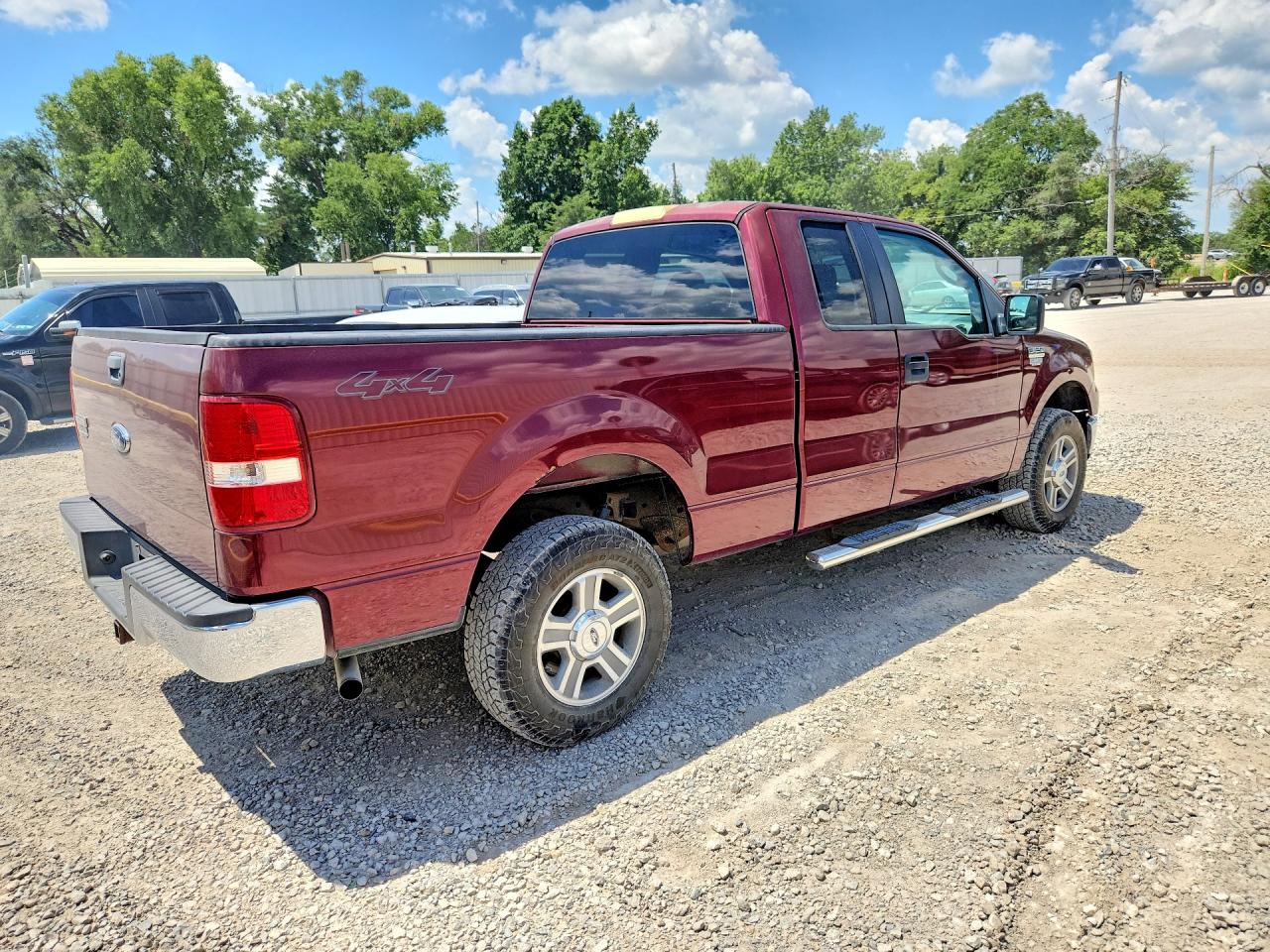 2006 Ford F150 Burgundy vin: 1FTPX14V96NB65756