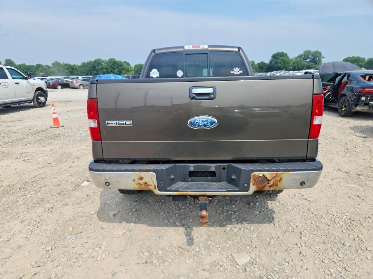 2008 Ford F150 Brown vin: 1FTPX14V98FC13026