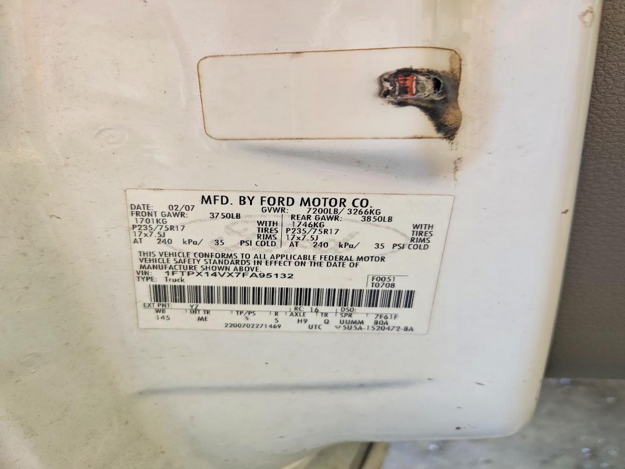 2007 Ford F150 White vin: 1FTPX14VX7FA95132