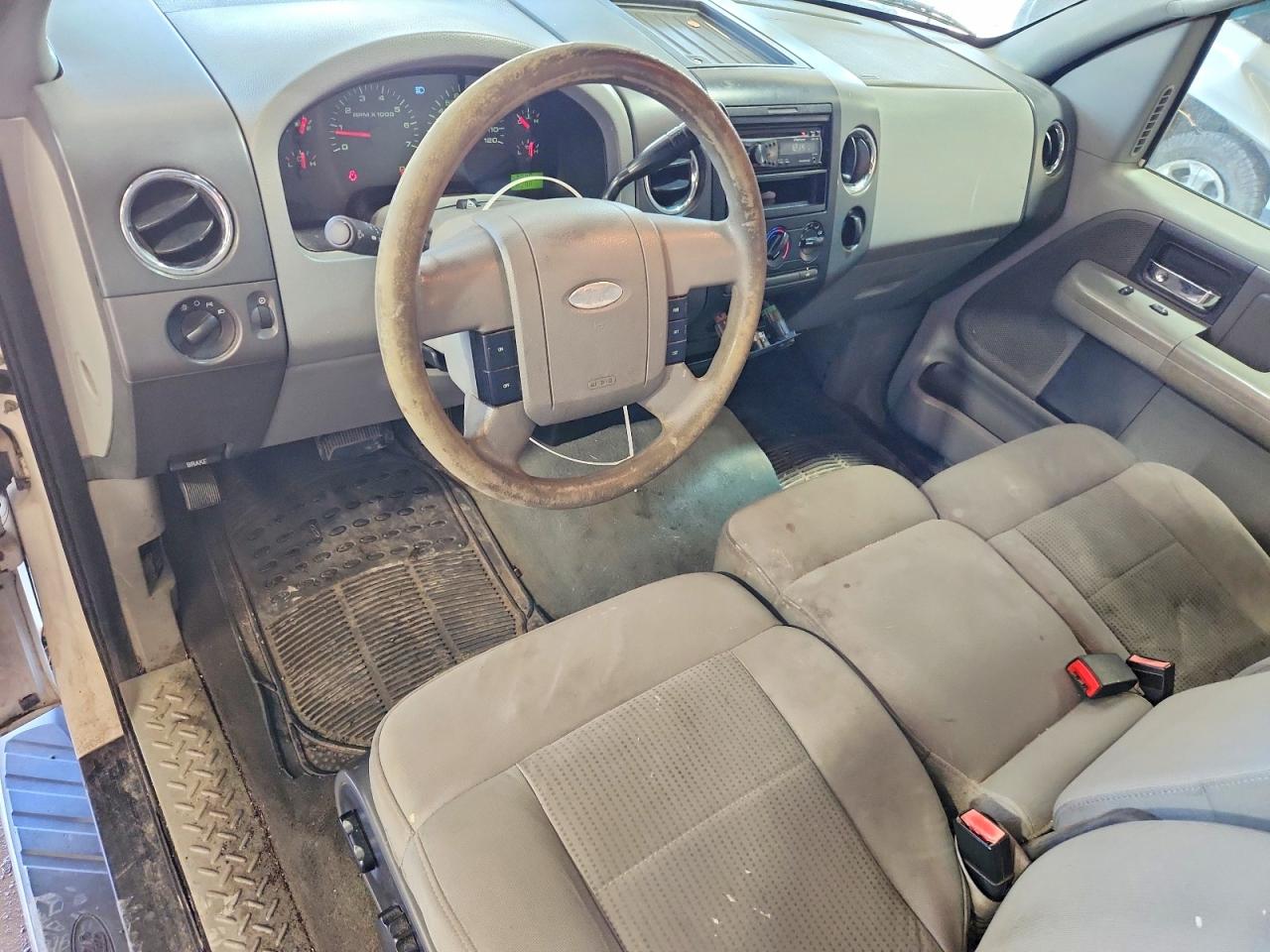 2007 Ford F150 White vin: 1FTPX14VX7FA95132