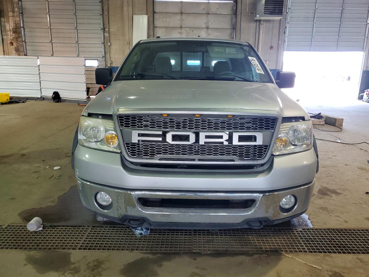 2008 Ford F150 Silver vin: 1FTPX14VX8FA01865