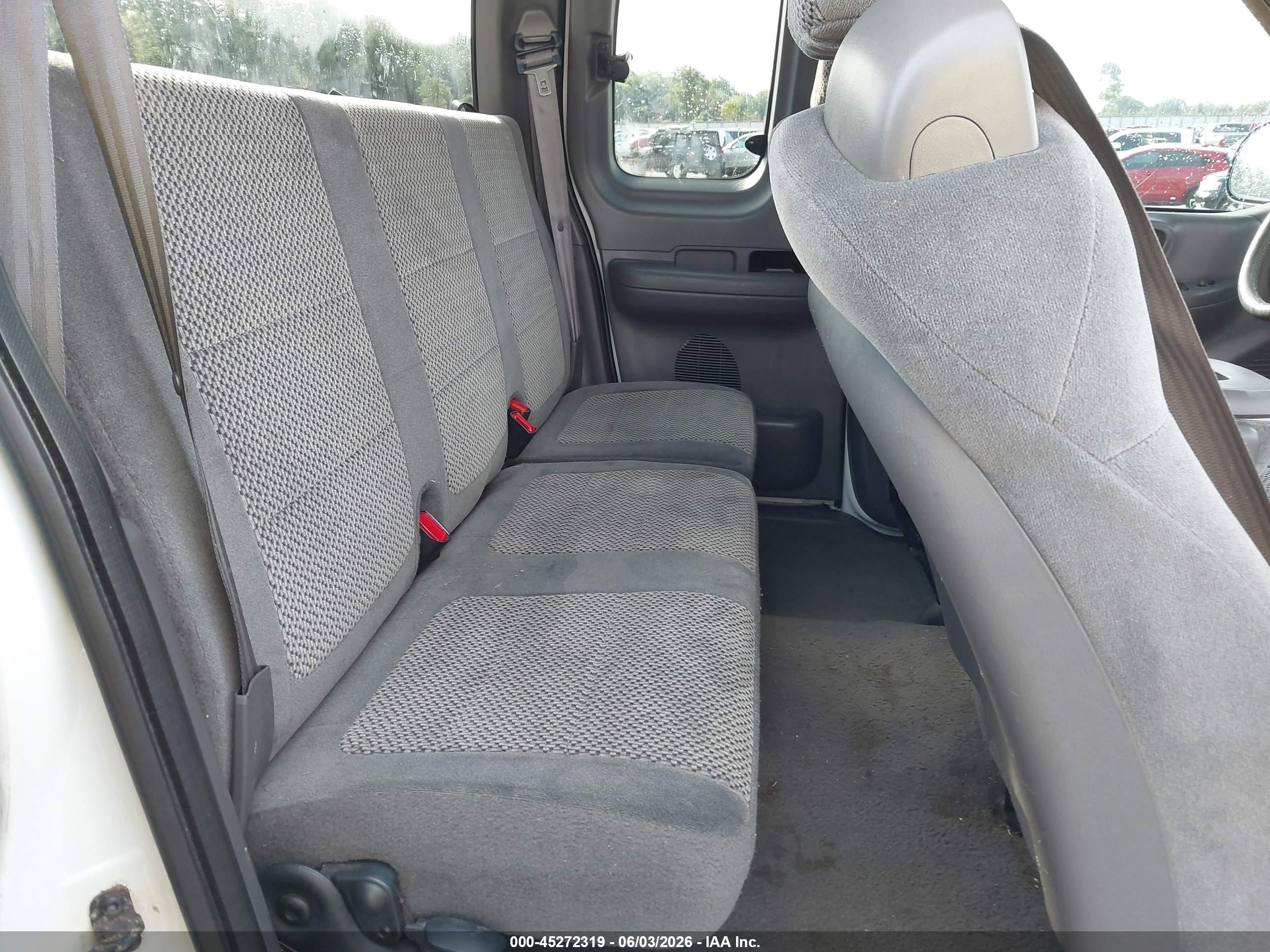 2001 Ford F-150 Lariat/xl/xlt White vin: 1FTPX17L31NB65075