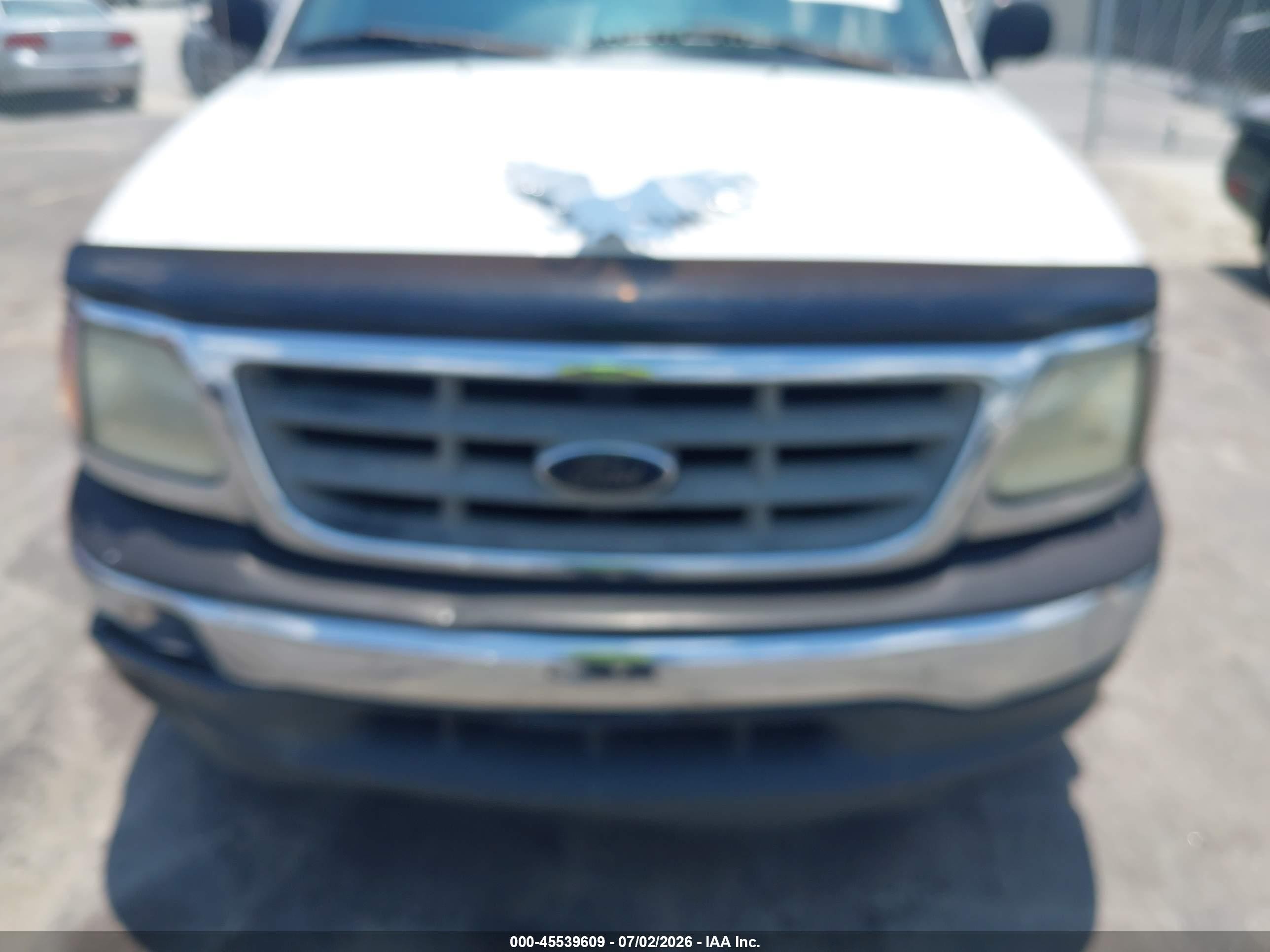 2000 Ford F-150 Lariat/work Series/xl/xlt White vin: 1FTPX17L3YNB46939