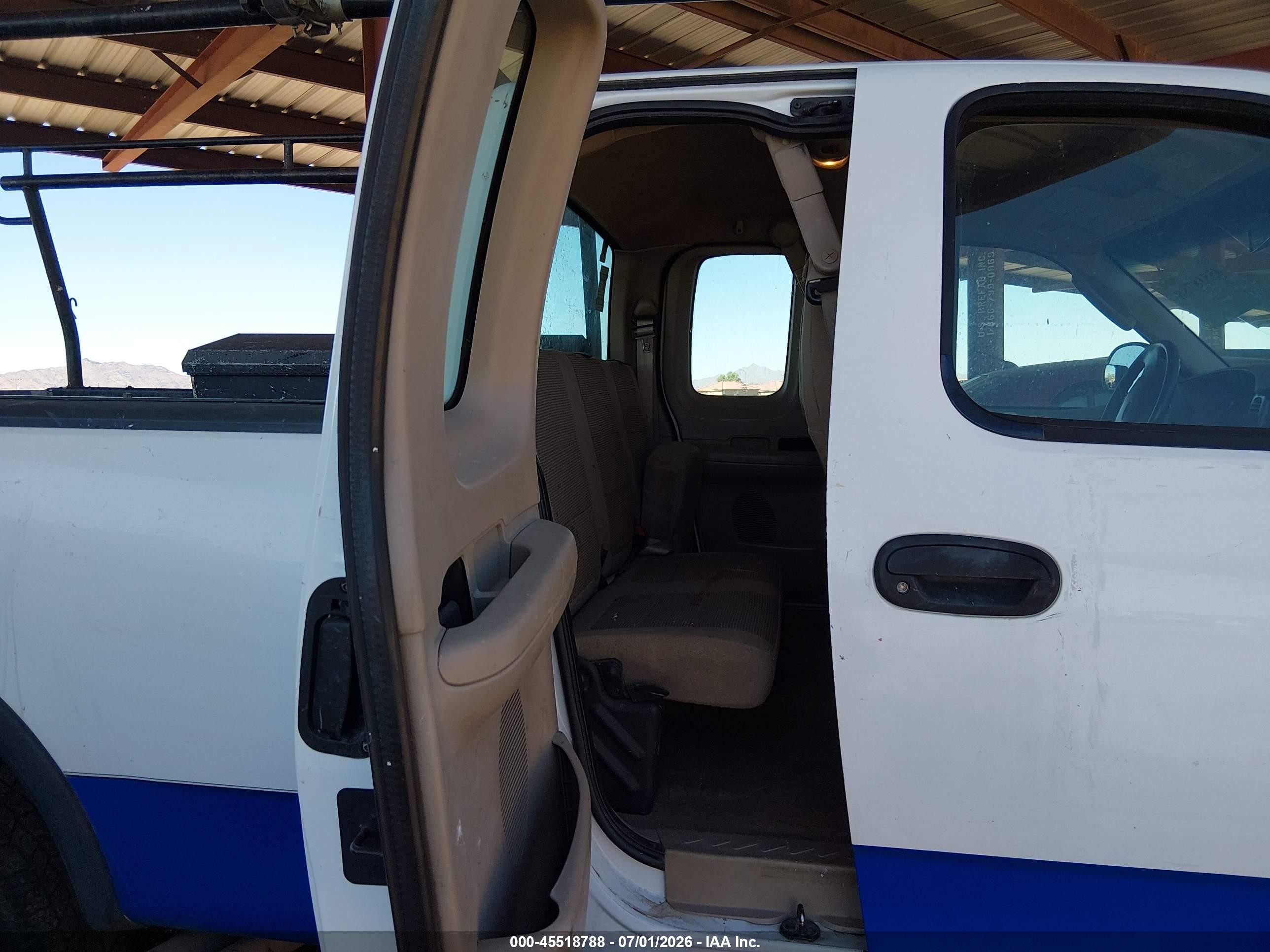 2002 Ford F-150 Lariat/xl/xlt White vin: 1FTPX18L02NB75143