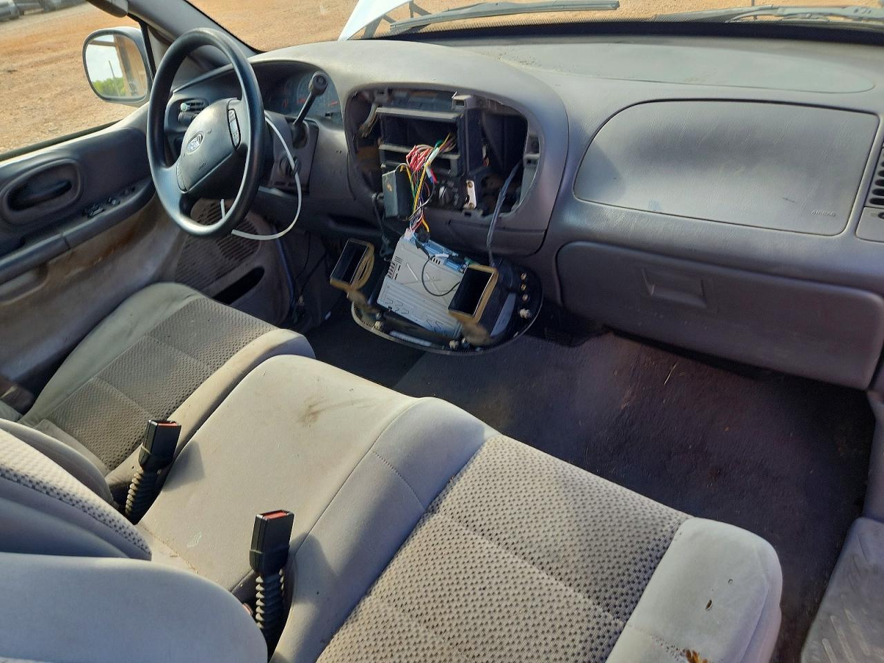 2003 Ford F150 White vin: 1FTPX18L43NA93255