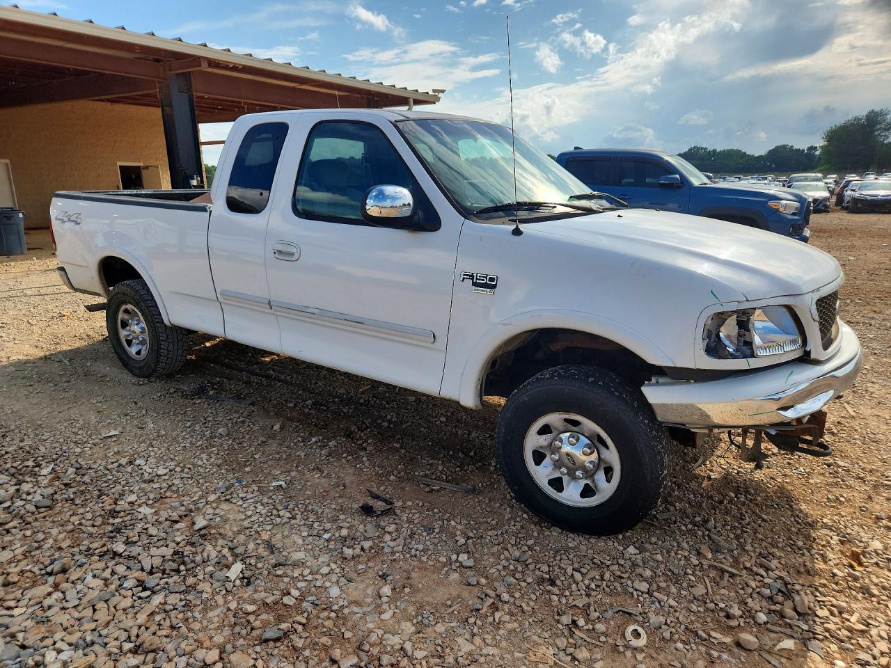2003 Ford F150 White vin: 1FTPX18L43NA93255