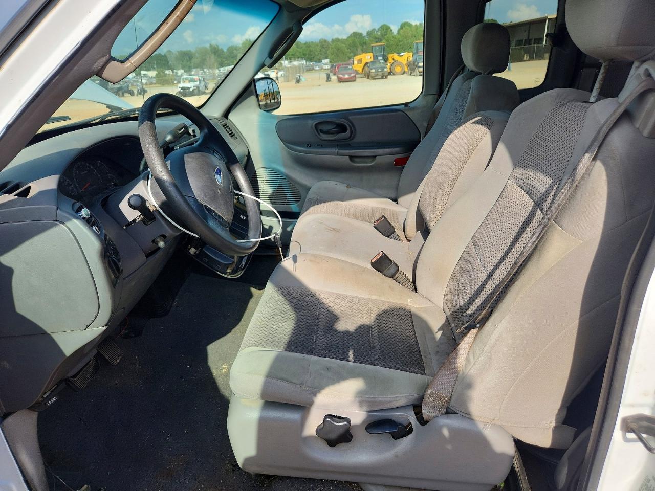 2003 Ford F150 White vin: 1FTPX18L43NA93255