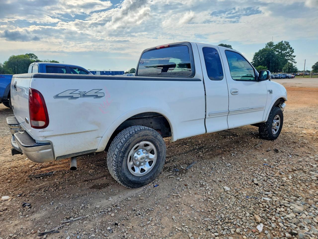 2003 Ford F150 White vin: 1FTPX18L43NA93255