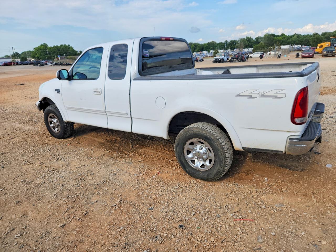 2003 Ford F150 White vin: 1FTPX18L43NA93255