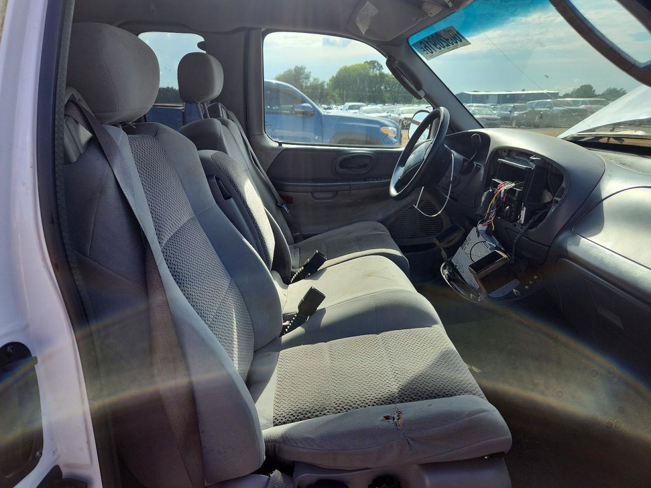 2003 Ford F150 White vin: 1FTPX18L43NA93255